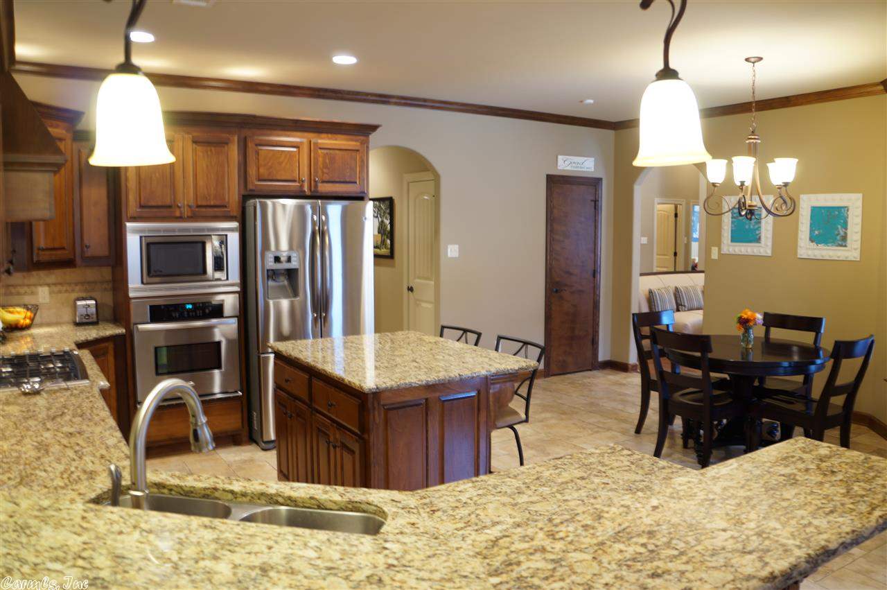 MAUMELLE VALLEY ESTATES - Residential