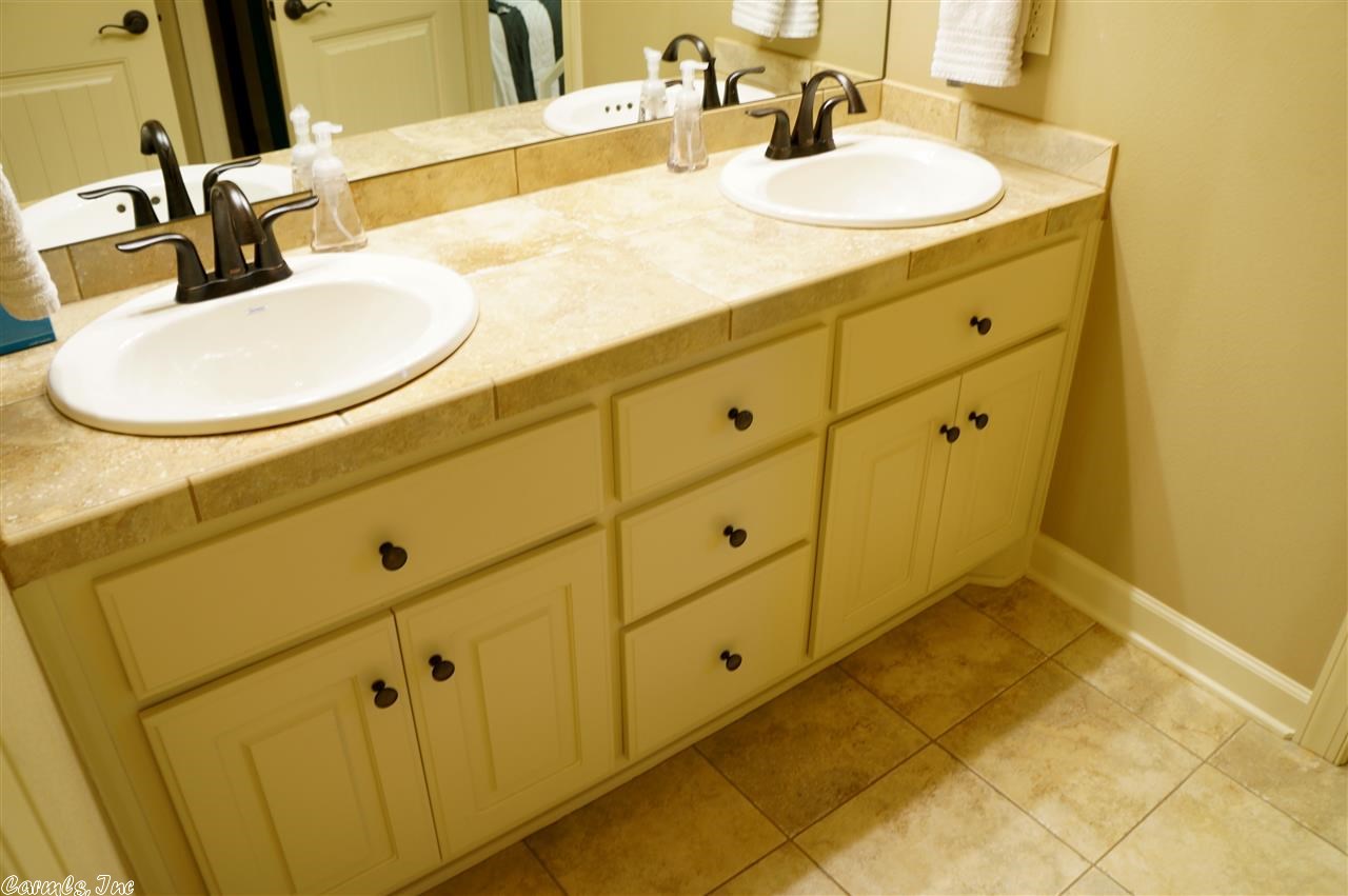 MAUMELLE VALLEY ESTATES - Residential