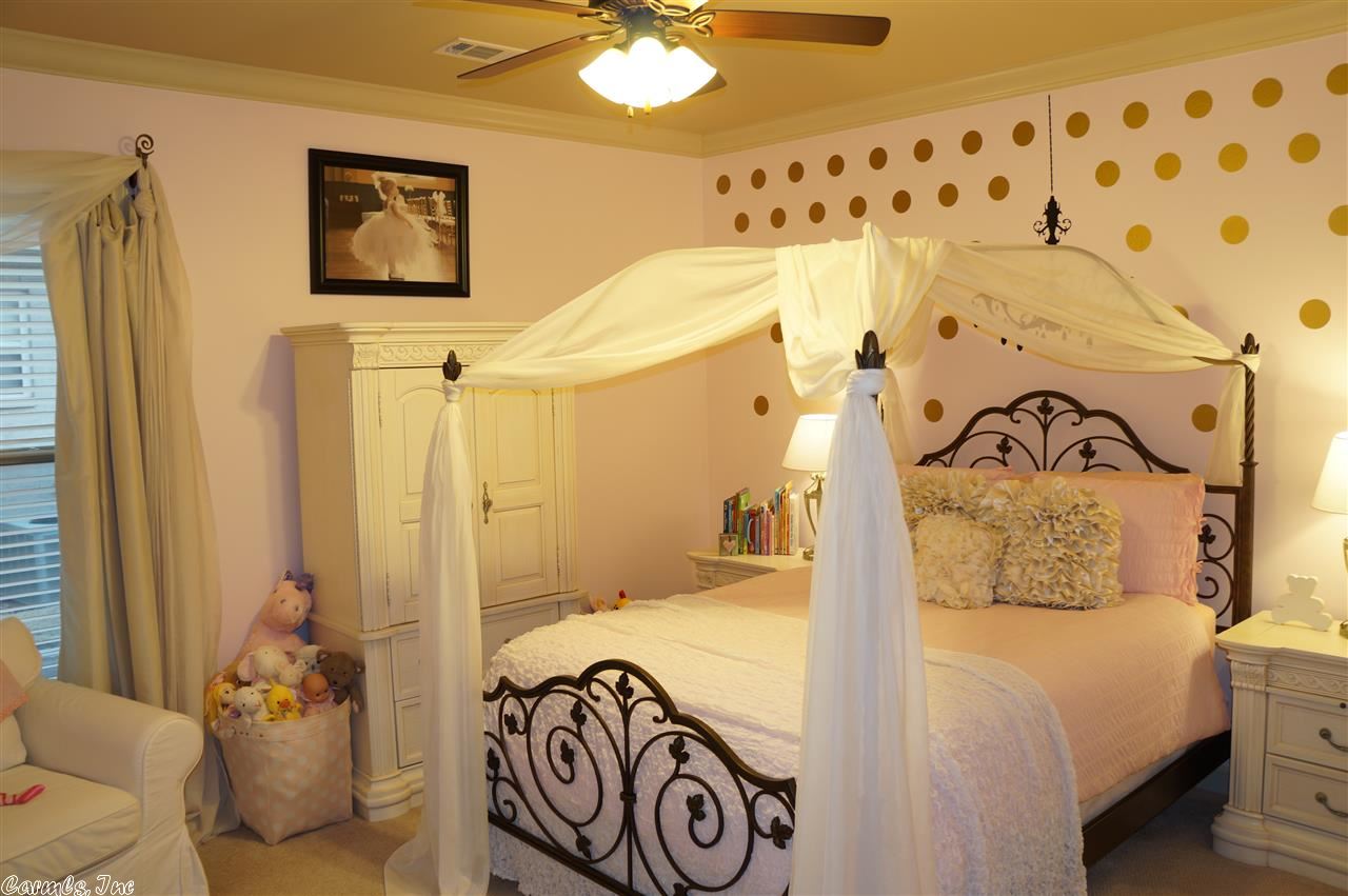 MAUMELLE VALLEY ESTATES - Residential