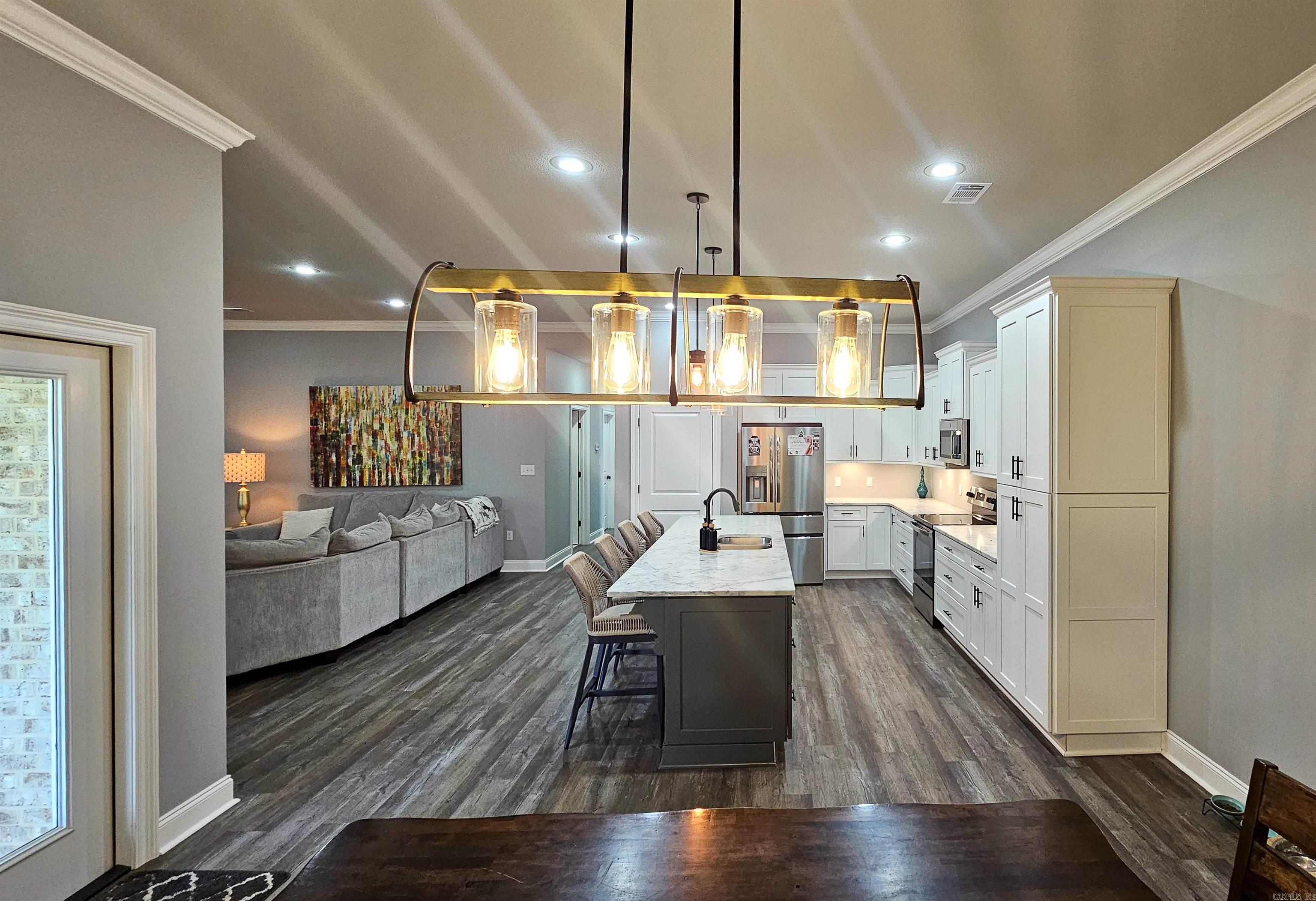 GATLIN CROSSING AT WHISPERING HI - Residential