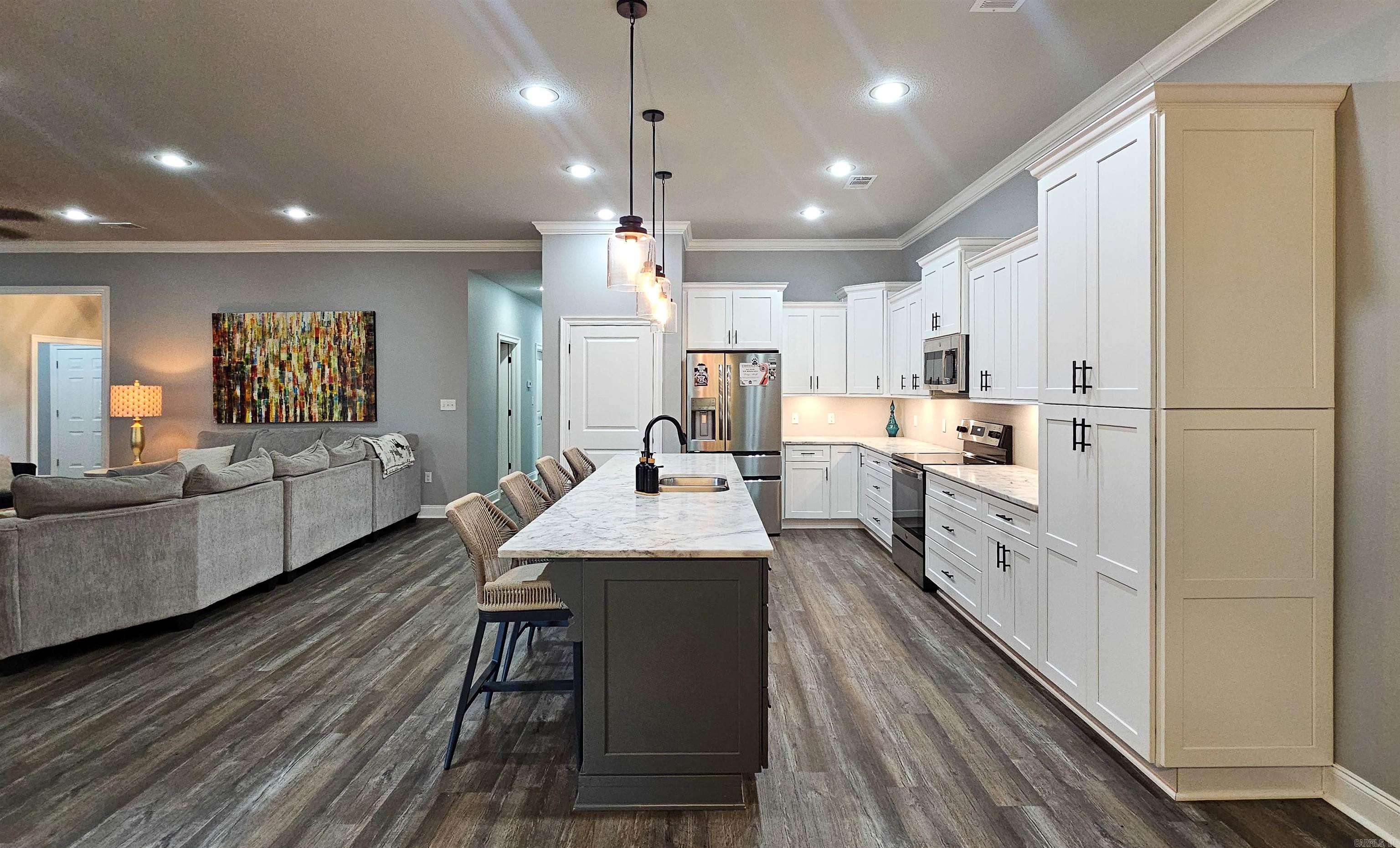 GATLIN CROSSING AT WHISPERING HI - Residential