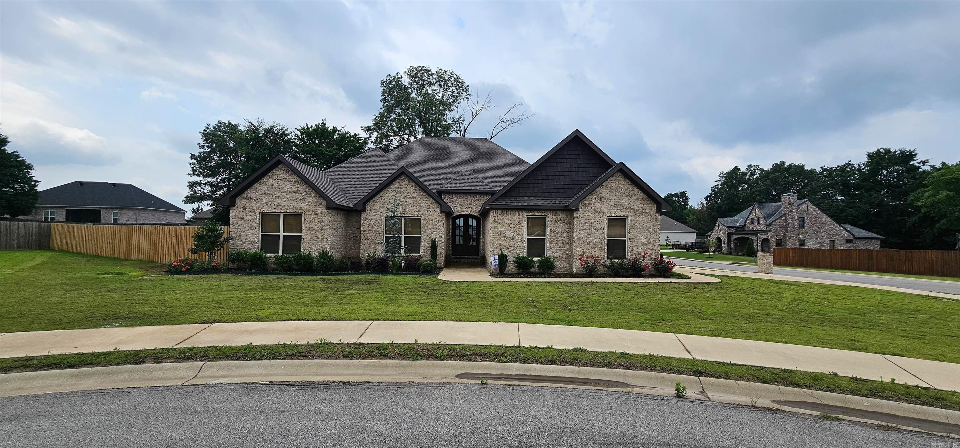 GATLIN CROSSING AT WHISPERING HI - Residential