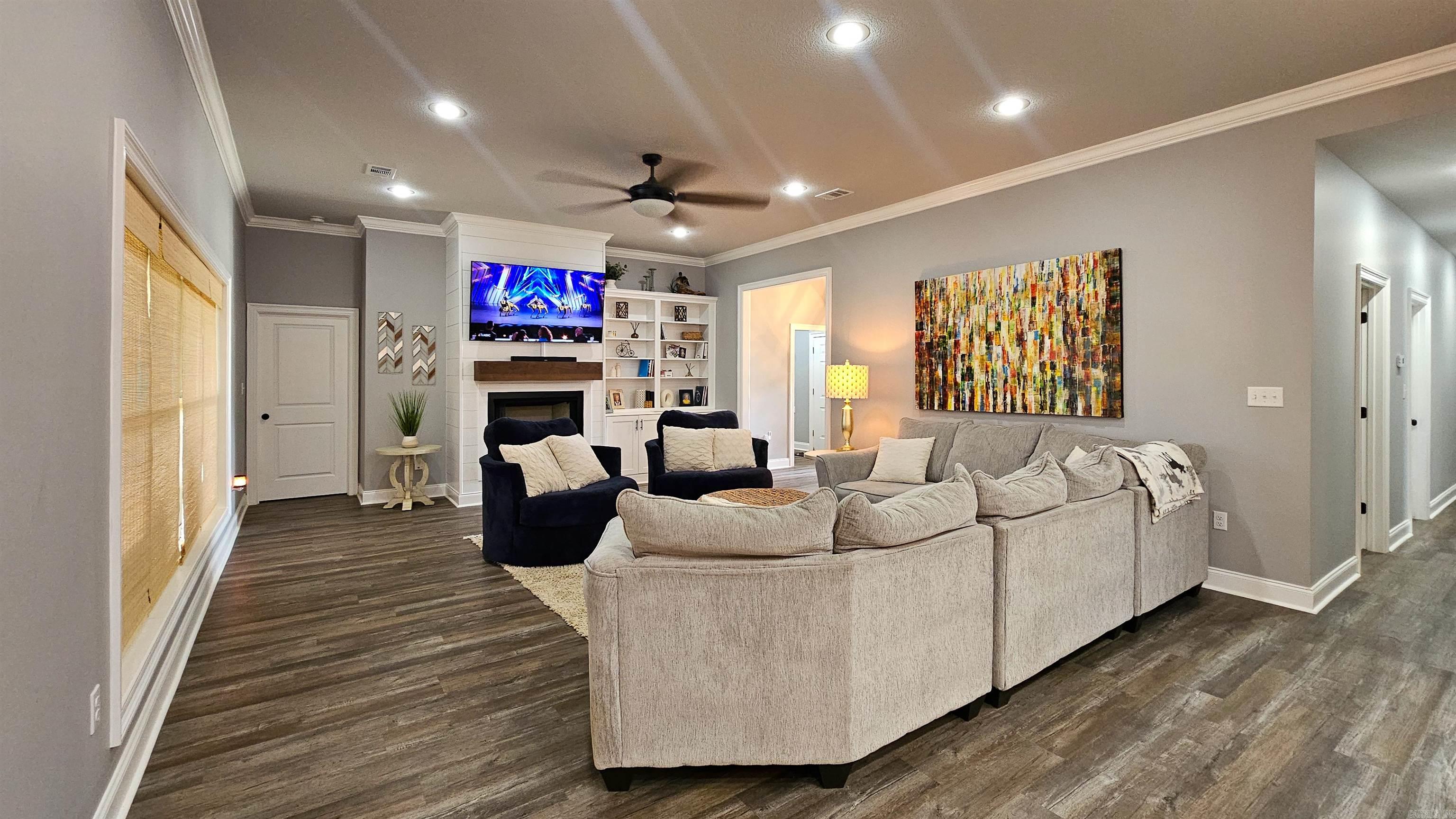 GATLIN CROSSING AT WHISPERING HI - Residential