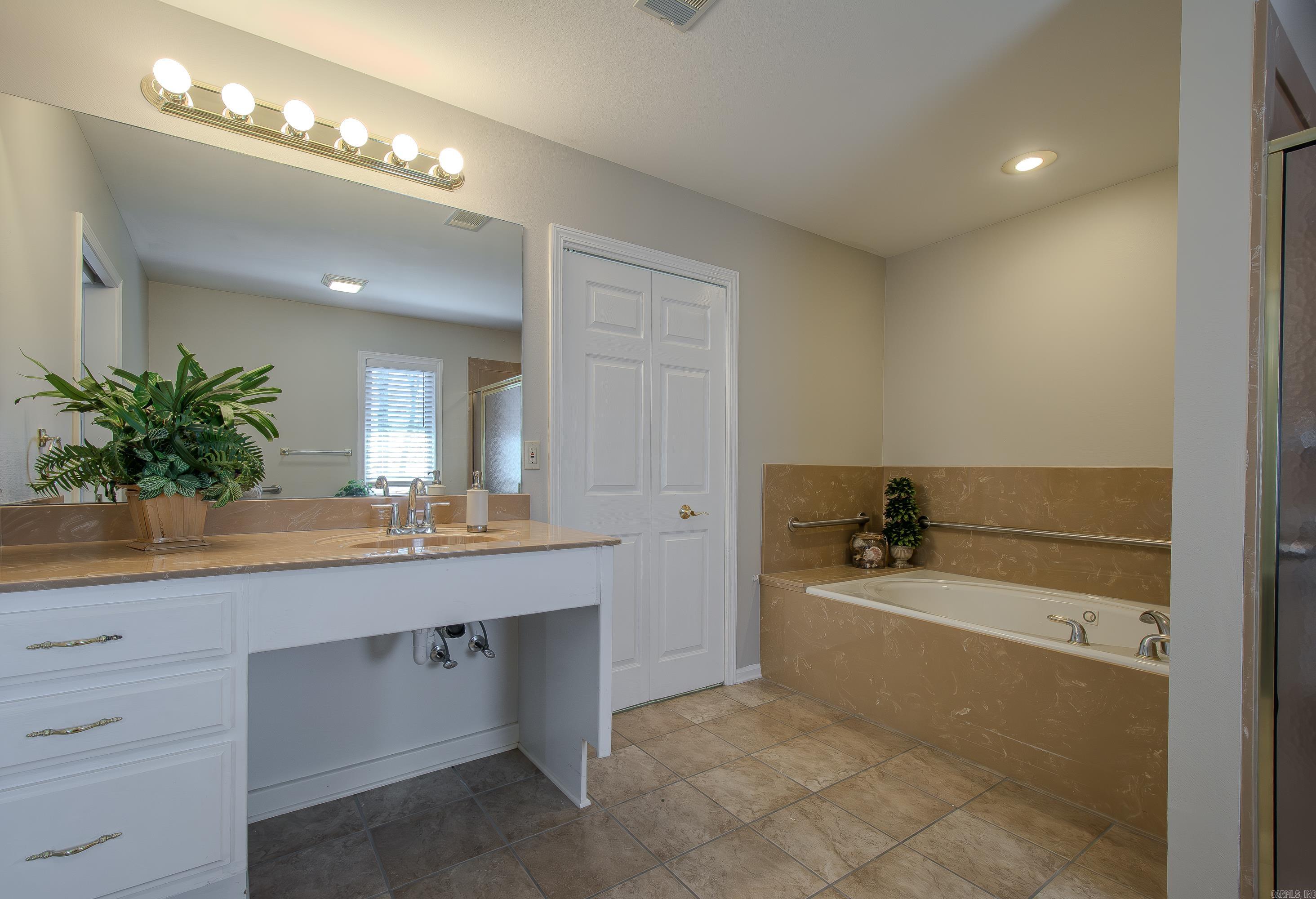 STONEHILL ADDN - Residential