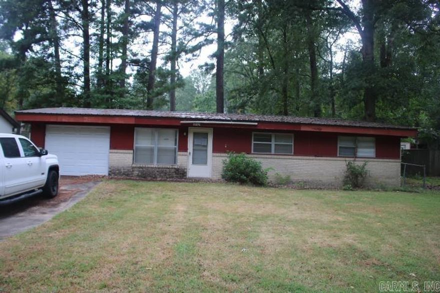 Nice Family home convenient to everything. Priority to be given to Owner Occupant Buyers, Eligible Non-Profit Organizations, and government entities until 09/26/02024.    No Disclosure. To be sold AS IS. No Blind offers- buyer to state they have seen property prior to submitting offer. Agents please review all remarks including confidential and docs online. All offers must include ARA contract, EM Addenda, Buyer Agency a0greement, POF-dated within last 20 days showing bank name, buyer name and balance (Photos or screenshot from phone or online accounts are not acceptable),  Term must have preapproval indicating lender has reviewed buyer credit, income and assets to close and is not conditioned on those items for approval. Offer worksheet and info sheet(docs online) All docs to offers@trammellandco.com