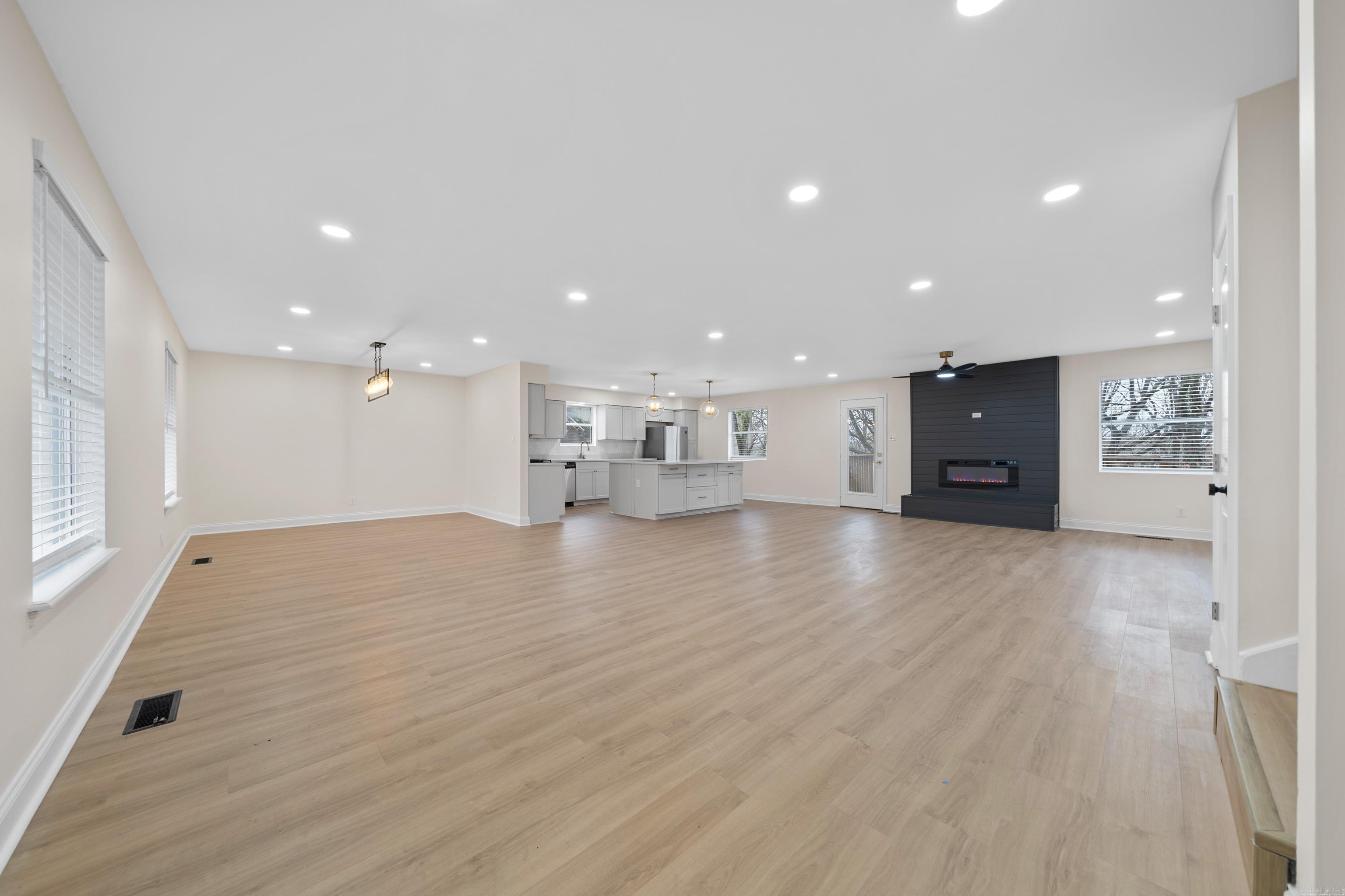 OVERBROOK - Residential