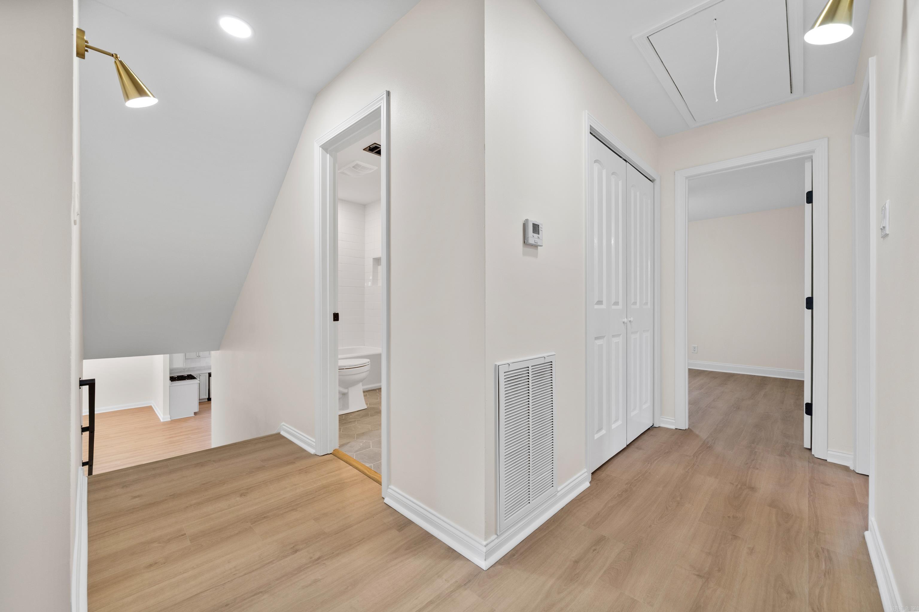 OVERBROOK - Residential