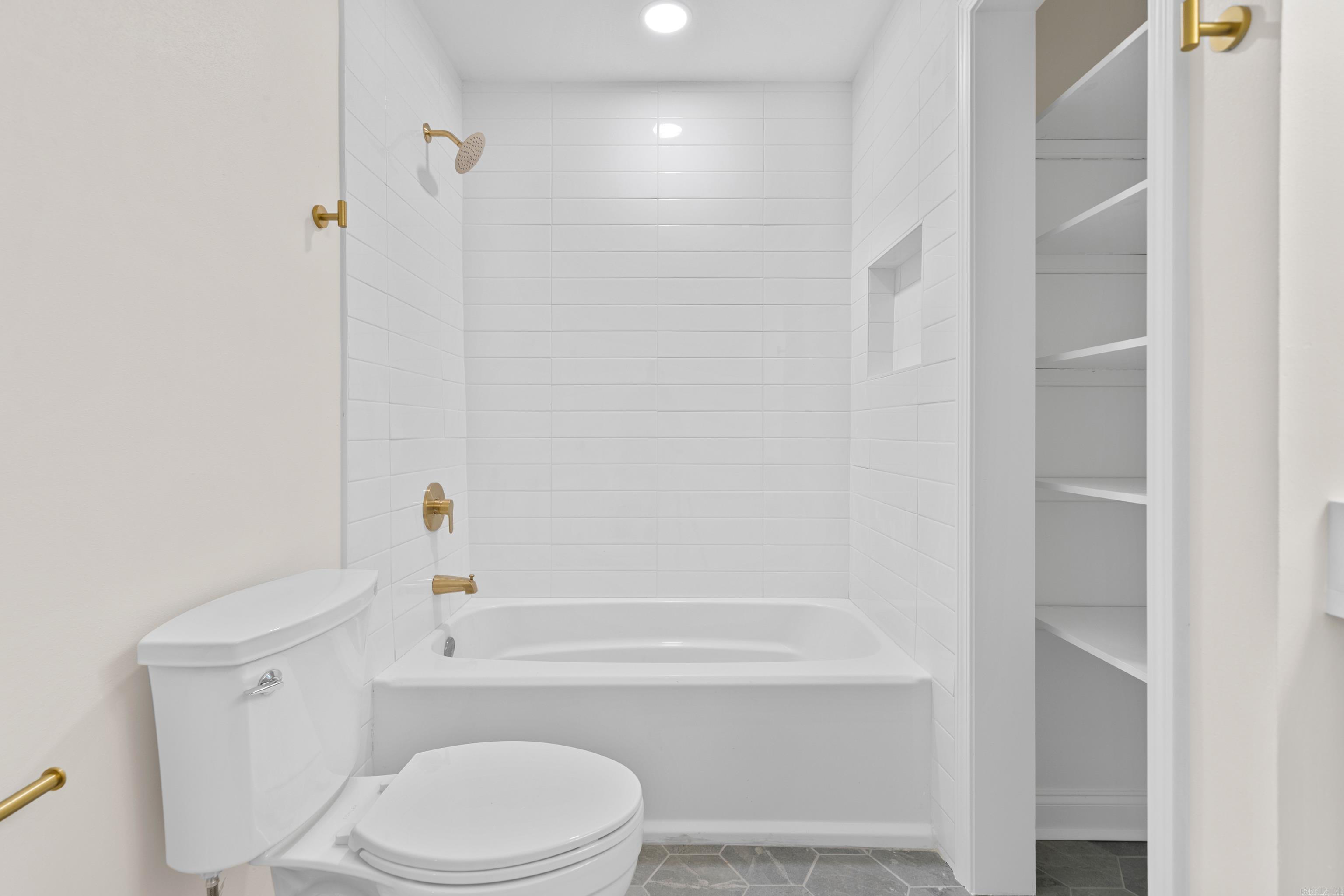 OVERBROOK - Residential