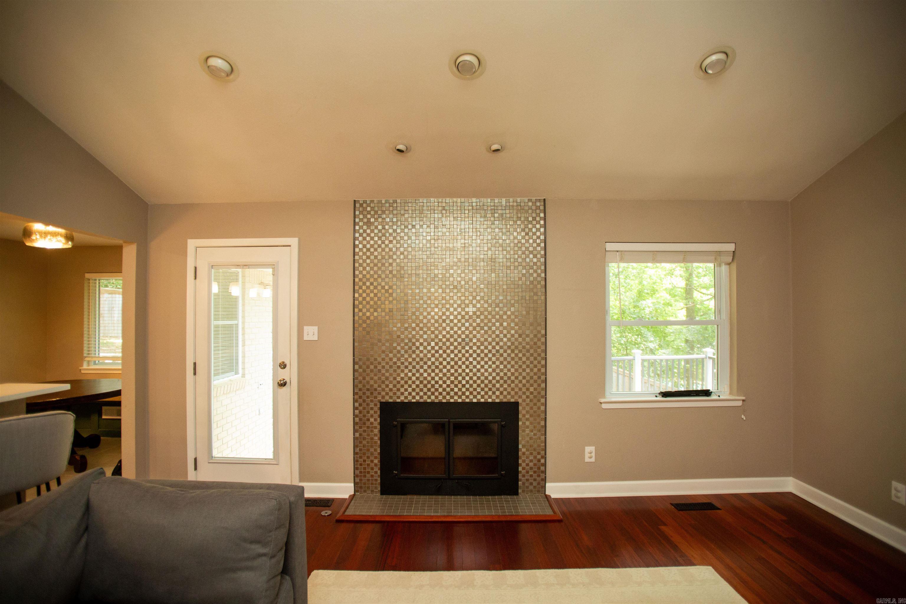 Leawood Heights - Residential Lease