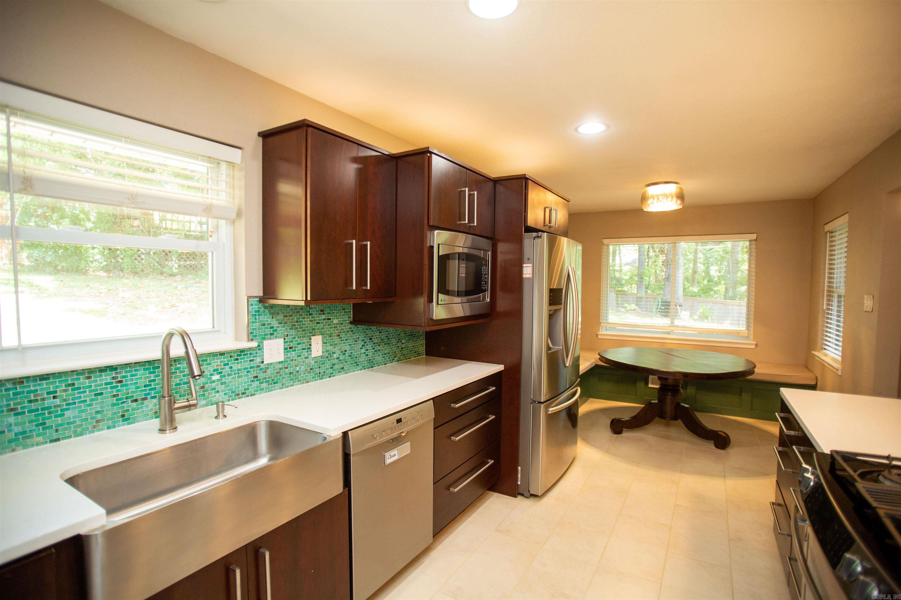 Leawood Heights - Residential Lease