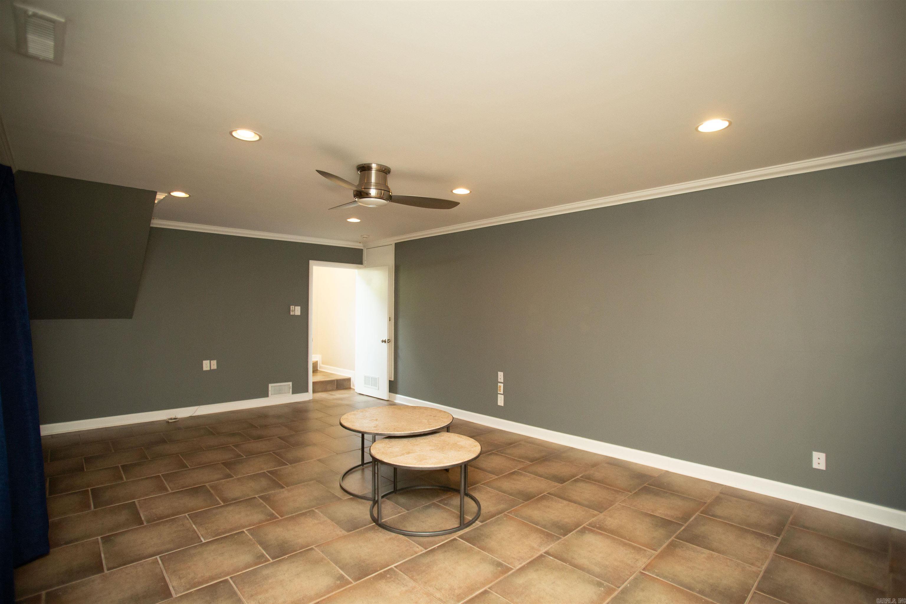 Leawood Heights - Residential Lease