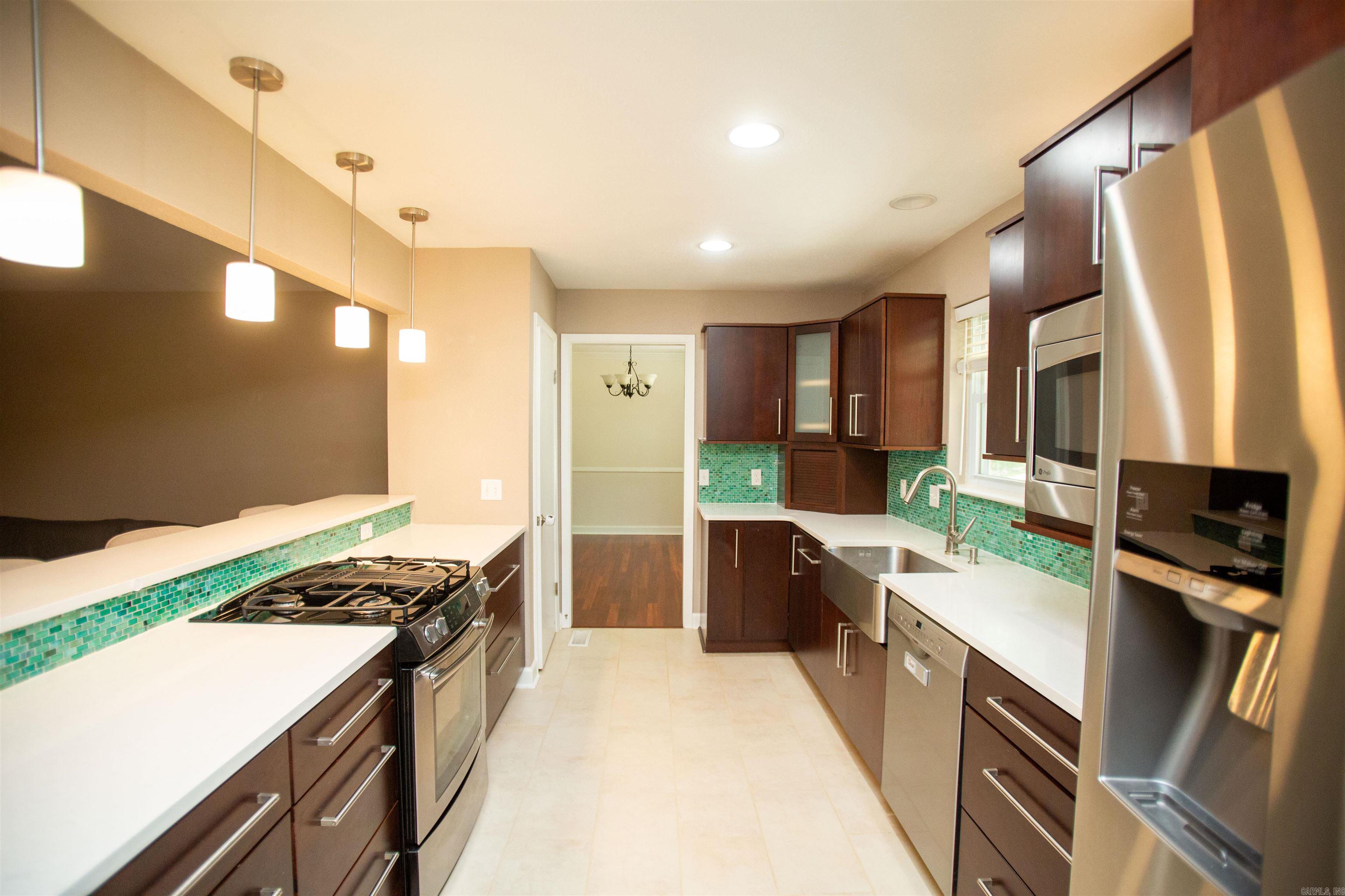 Leawood Heights - Residential Lease