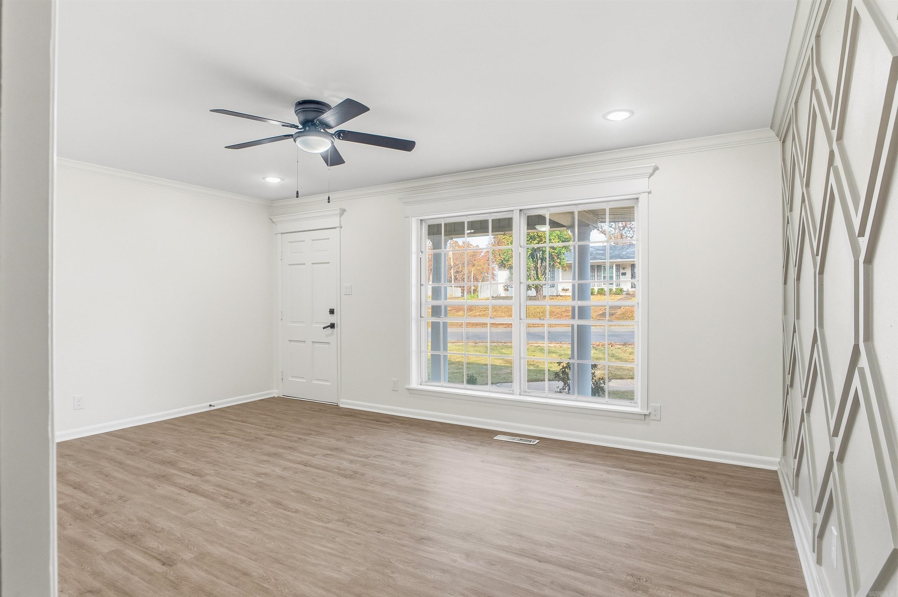 INDIAN HILLS - Residential