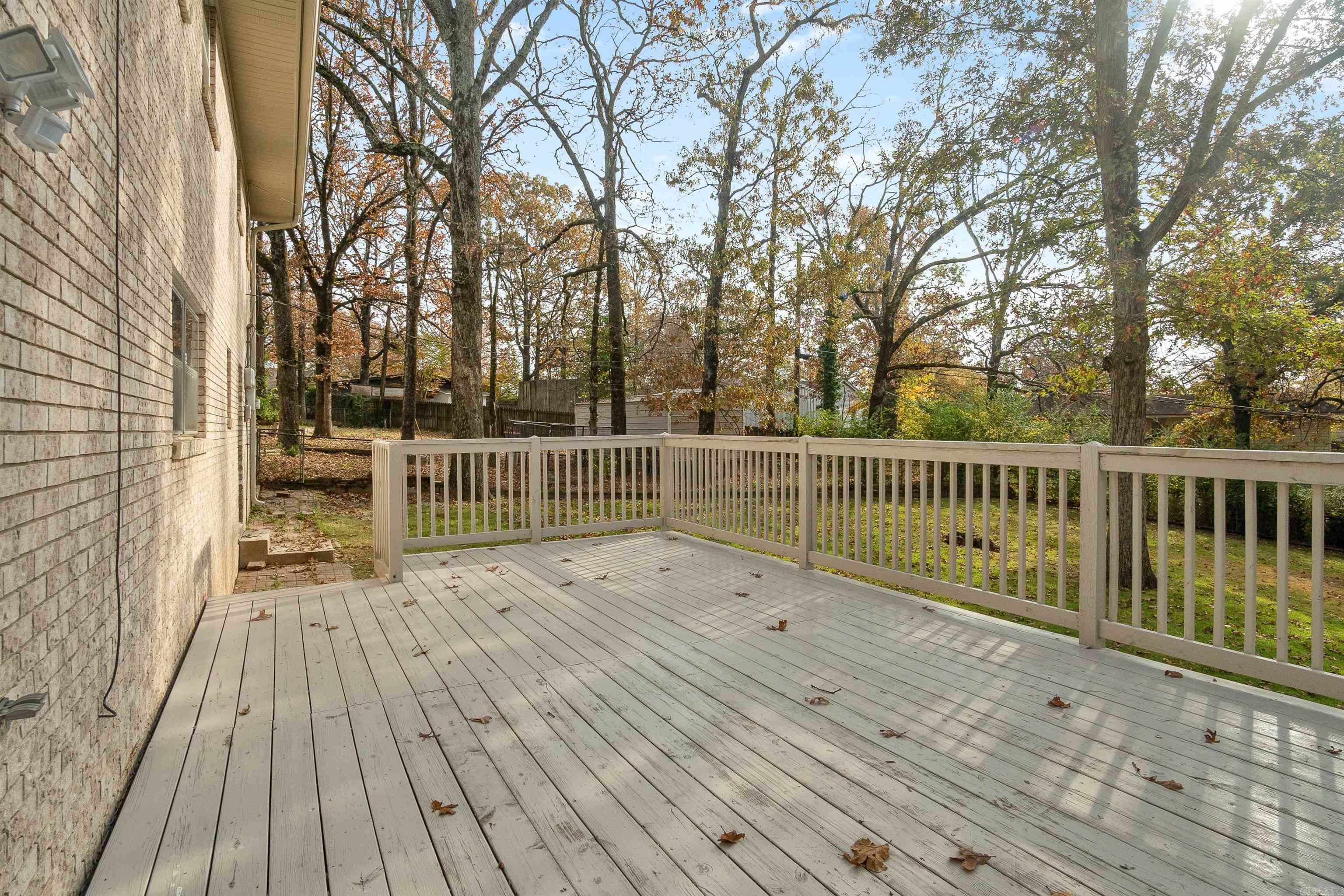 INDIAN HILLS - Residential