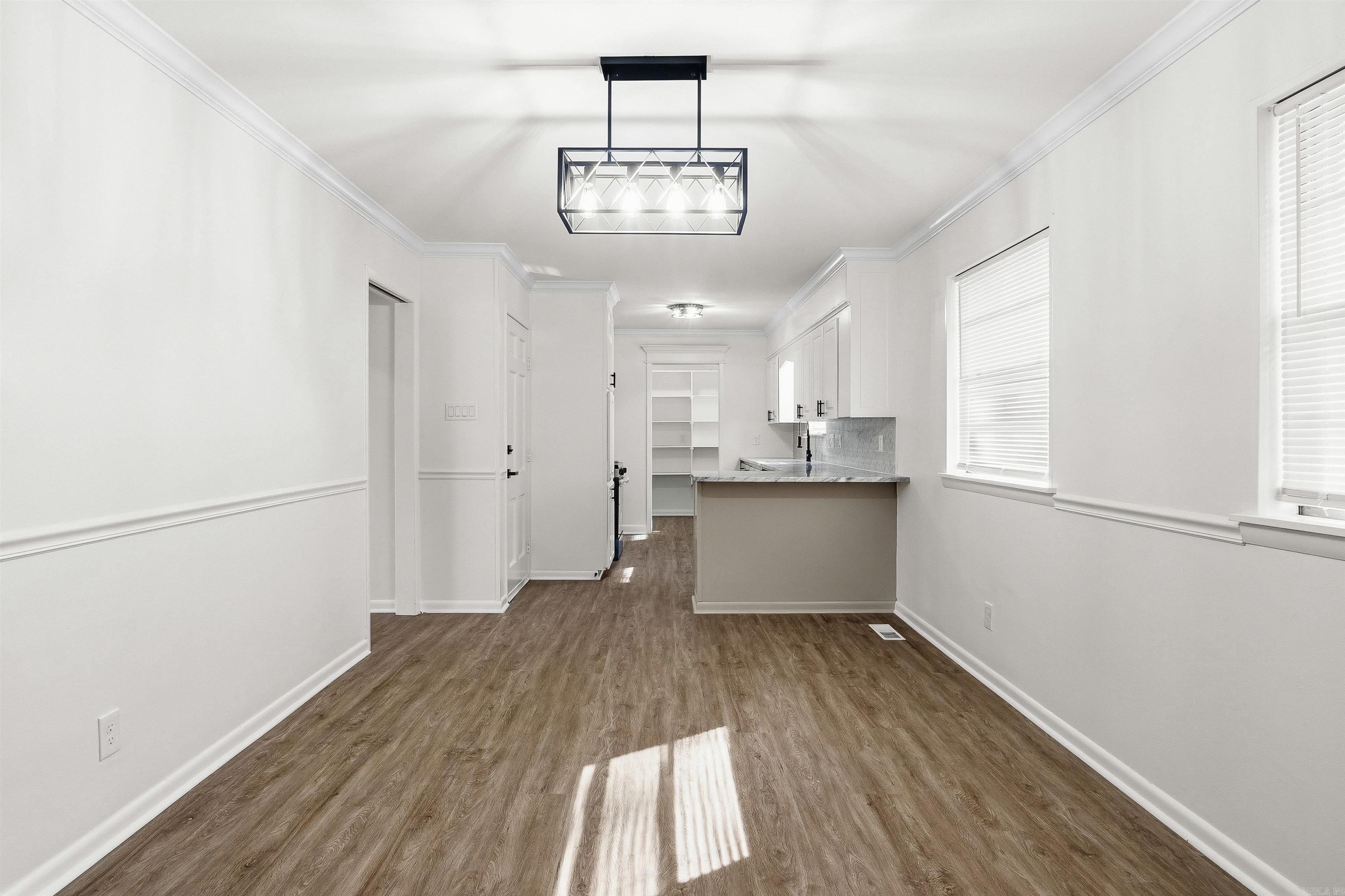 INDIAN HILLS - Residential