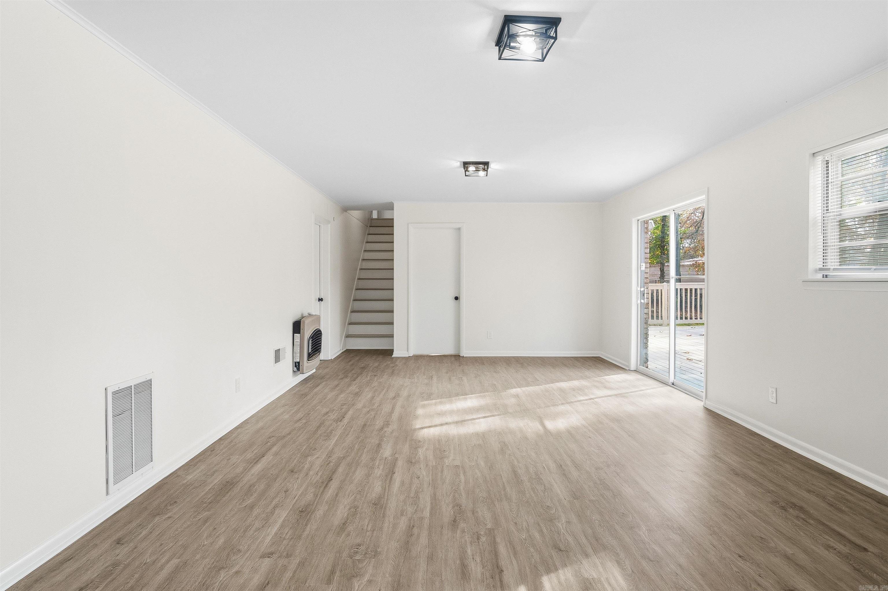 INDIAN HILLS - Residential