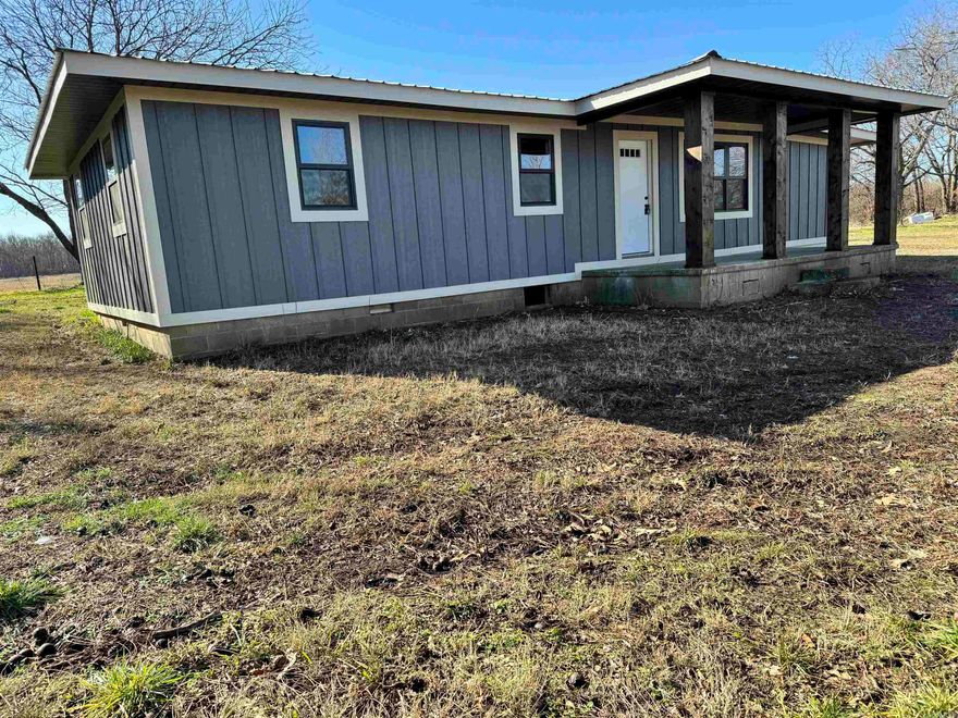 If you are looking for a duck property and lodge anywhere in the $1 million - $2 million range there is not another option on the market I'm aware of that competes with the attributes of this offering. This 113.49 surveyed acres is located just South of McCrory, Arkansas placing you between the Cache River and Bayou DeView and in the area of some of the states' most renowned clubs such as Coca-Cola and Strait Lake. This tract has a fully renovated lodge, flooded timber, plus both field and old fish ponds for combinations of crop and moist-soil management for waterfowl food sources. The 3 bed, 1 bath lodge has just been completely renovated and it's evident the sellers spared no expense. From the dark, leathered granite countertops, tile shower, new HVAC, new windows, new roof, new flooring, new appliances, and heated/cooled mudroom you will be hardpressed to find one done better. Just behind the lodge is 78 +/- acres of flooded green timber. Tillable acre and fish ponds with independent risers to multiple ponds for micromanagement of food and water. 450 ML acre lease joins this tract on the South to provided additional acreage to hold ducks and increase hunting opportunities.