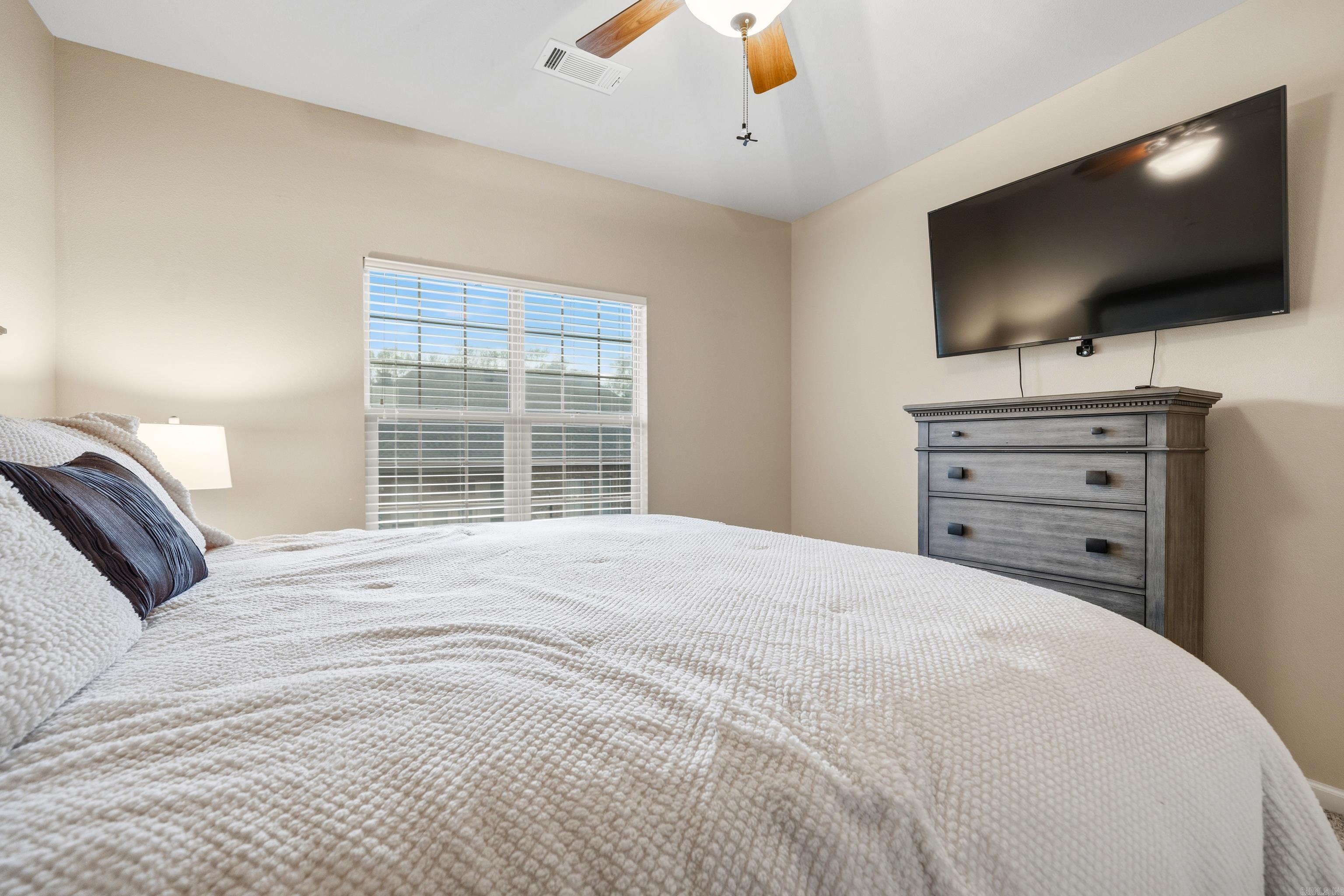 HIGH MEADOW ESTATES - Residential