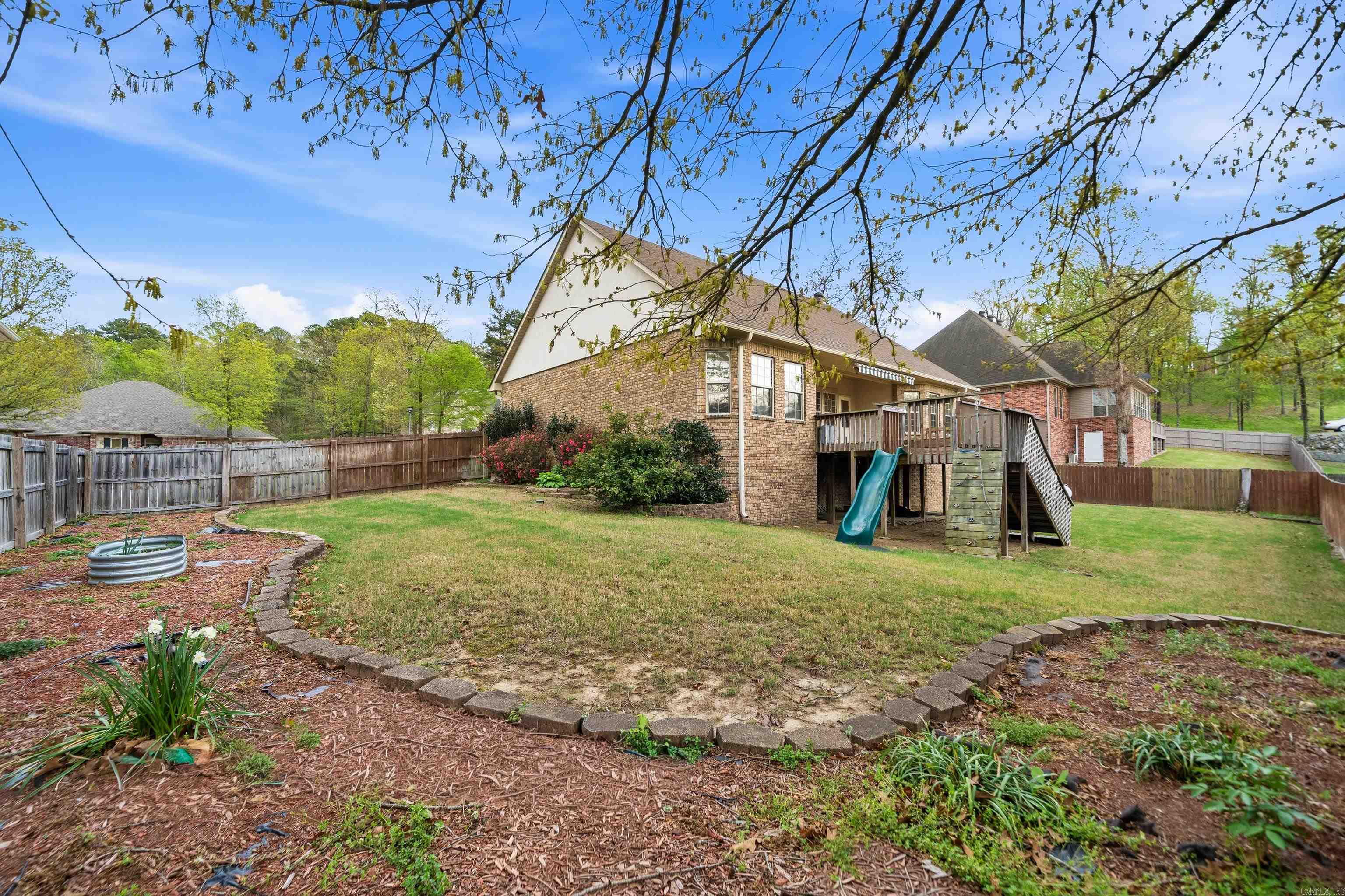 HIGH MEADOW ESTATES - Residential
