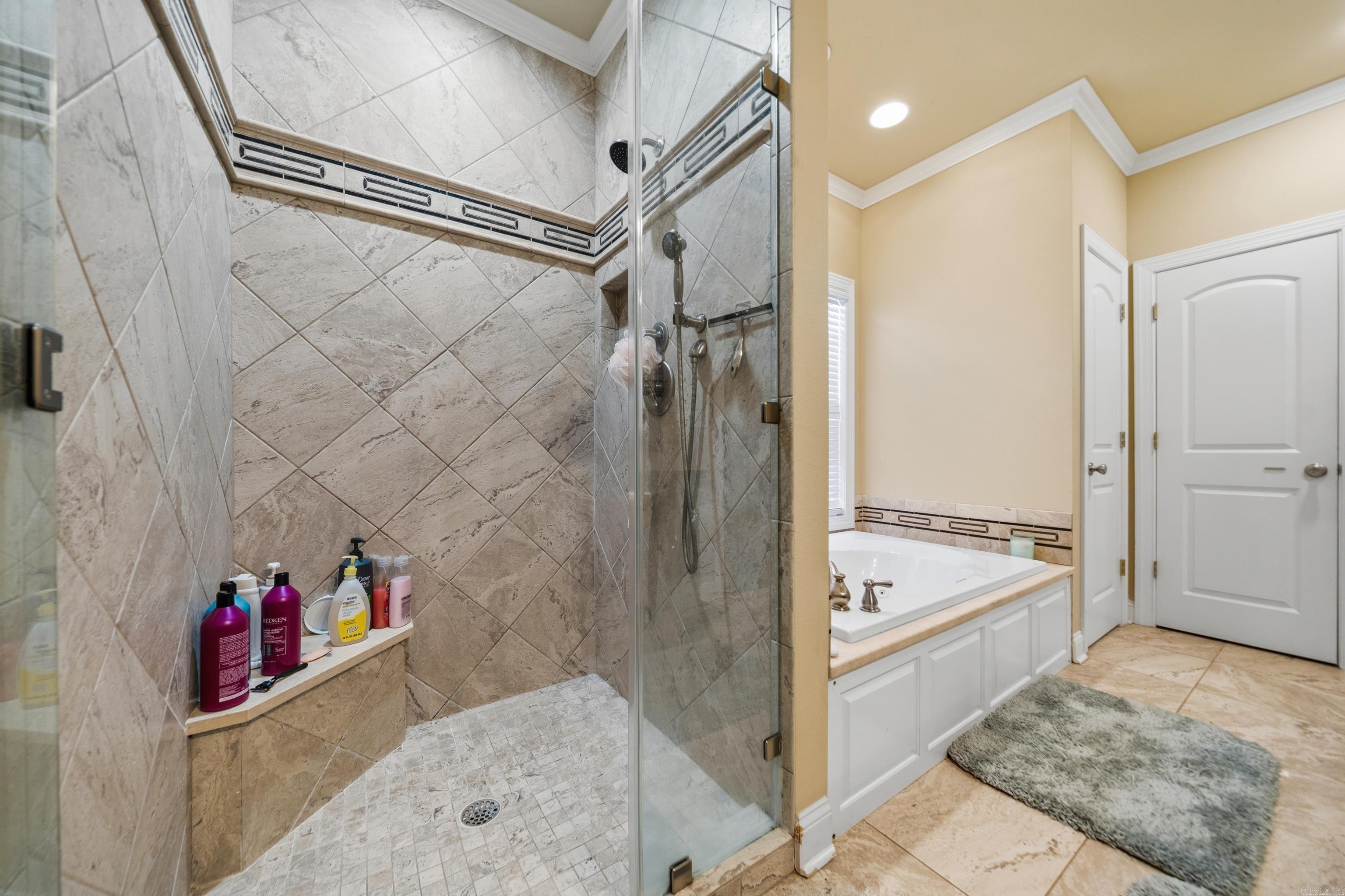 HIGH MEADOW ESTATES - Residential
