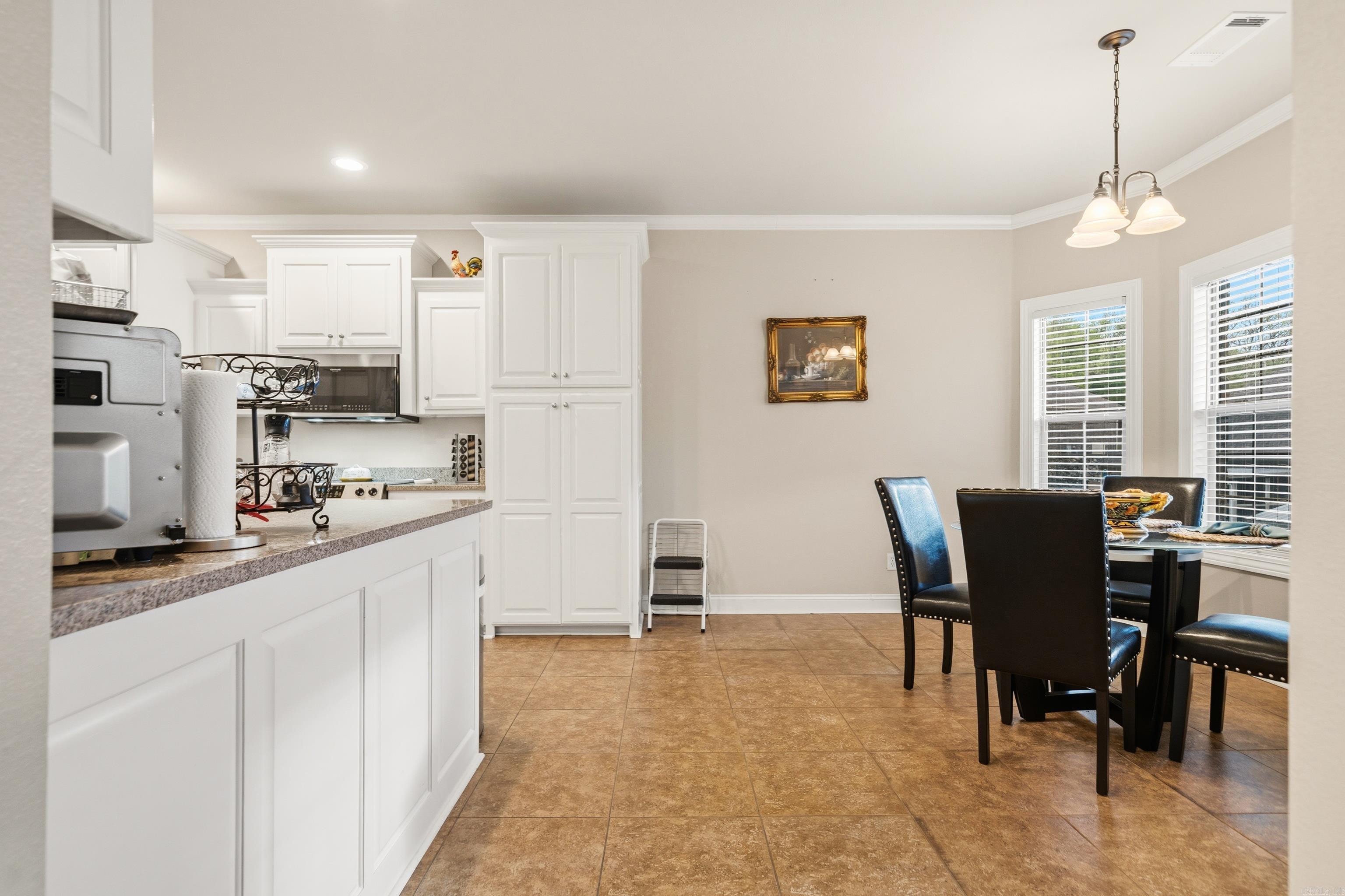 HIGH MEADOW ESTATES - Residential