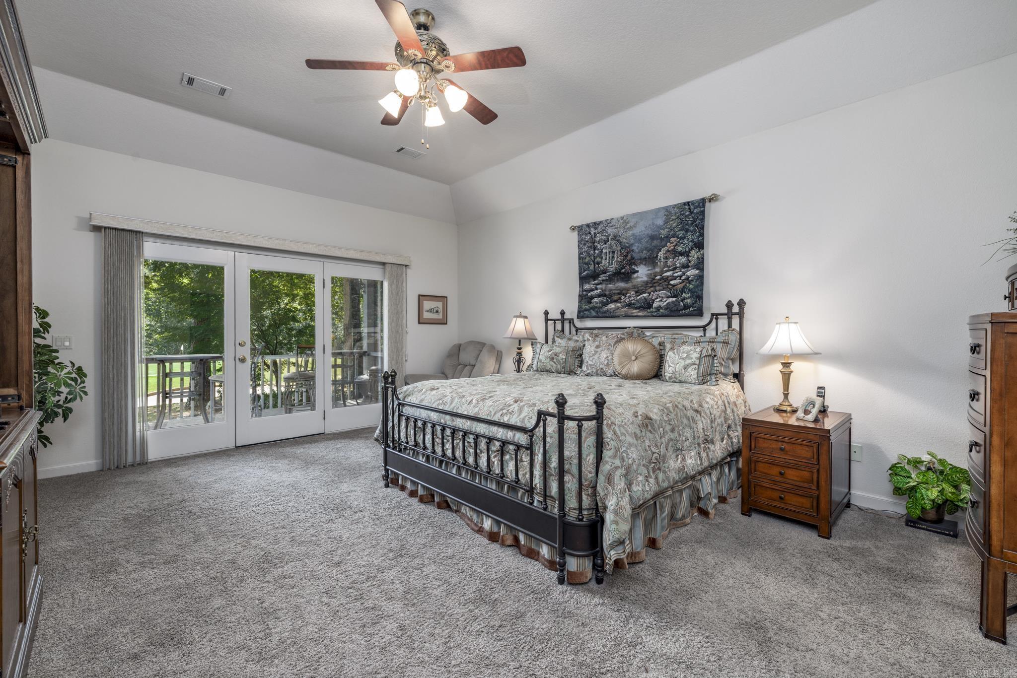 ISABELLA - Residential