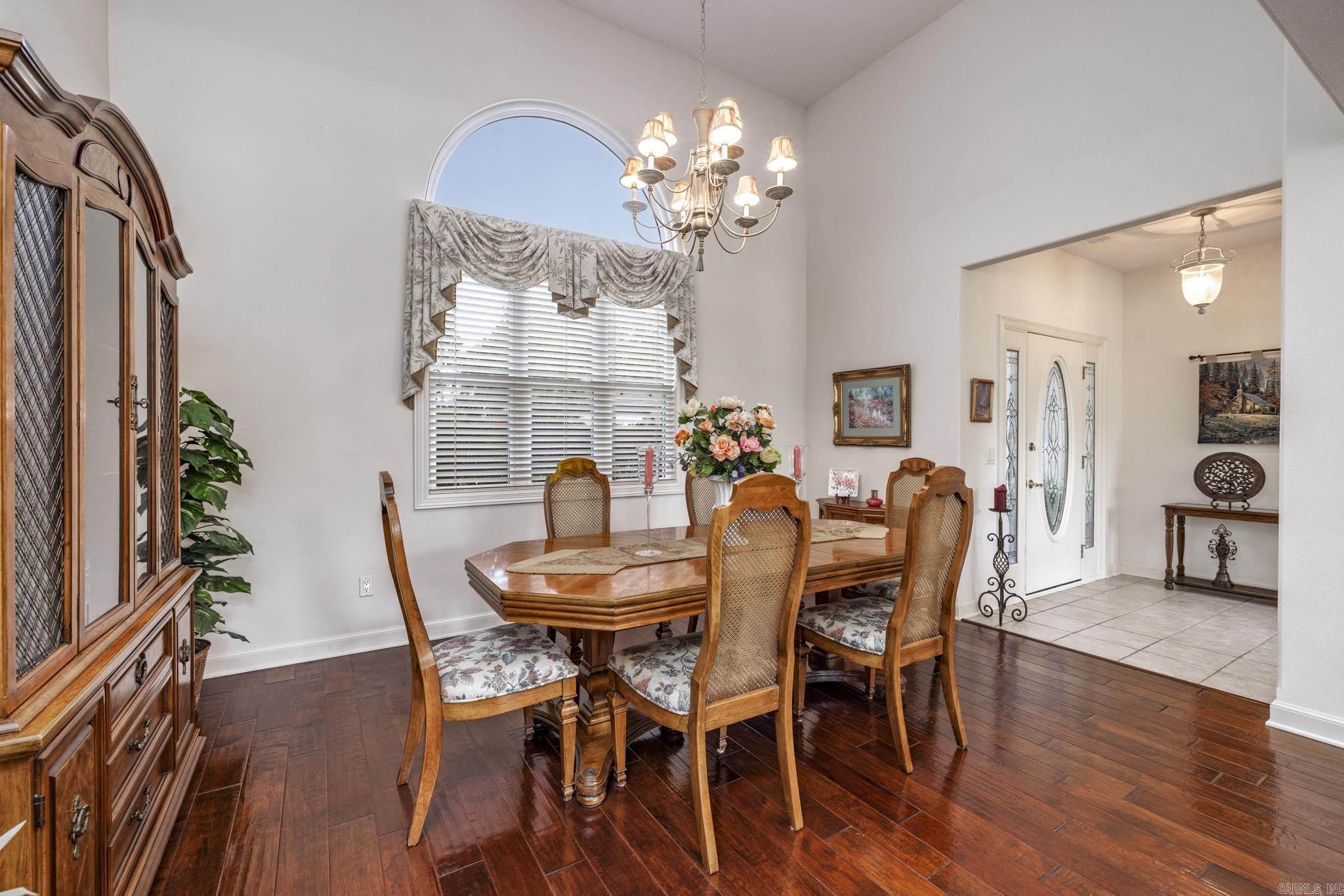 ISABELLA - Residential