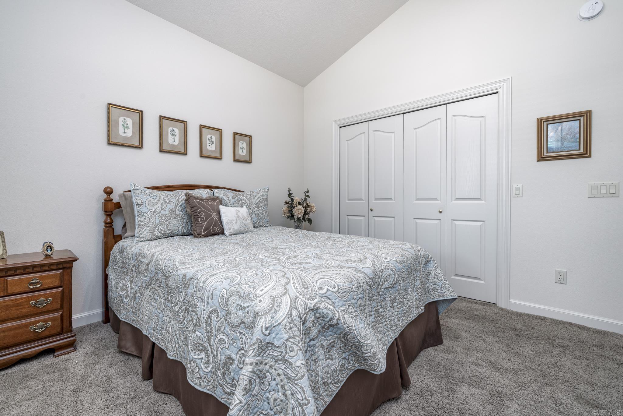 ISABELLA - Residential