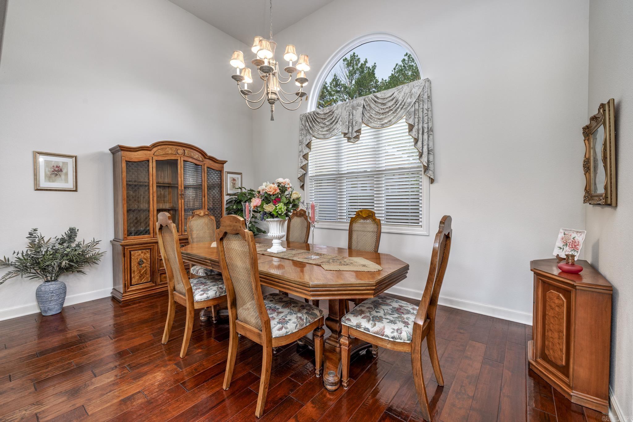 ISABELLA - Residential