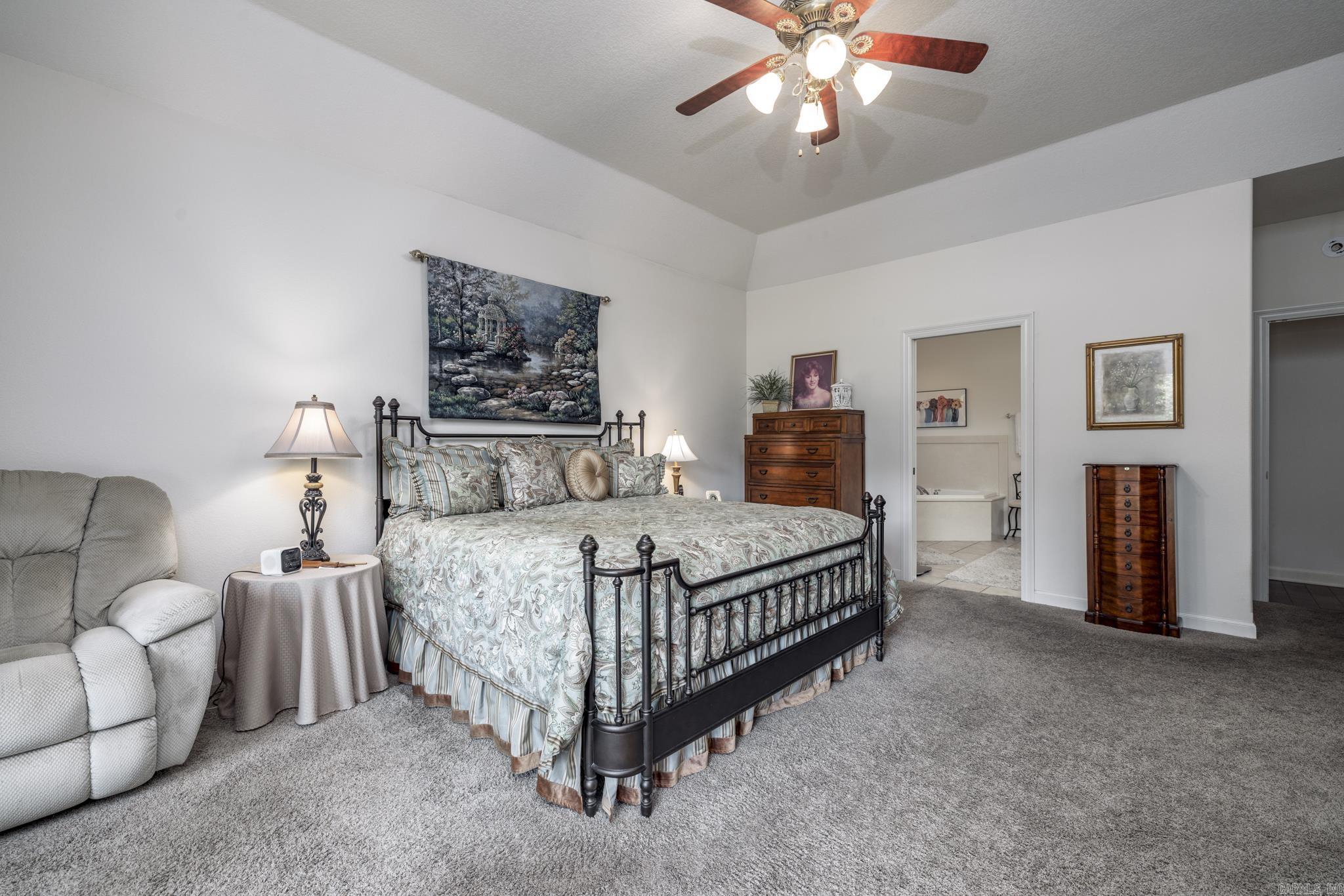 ISABELLA - Residential