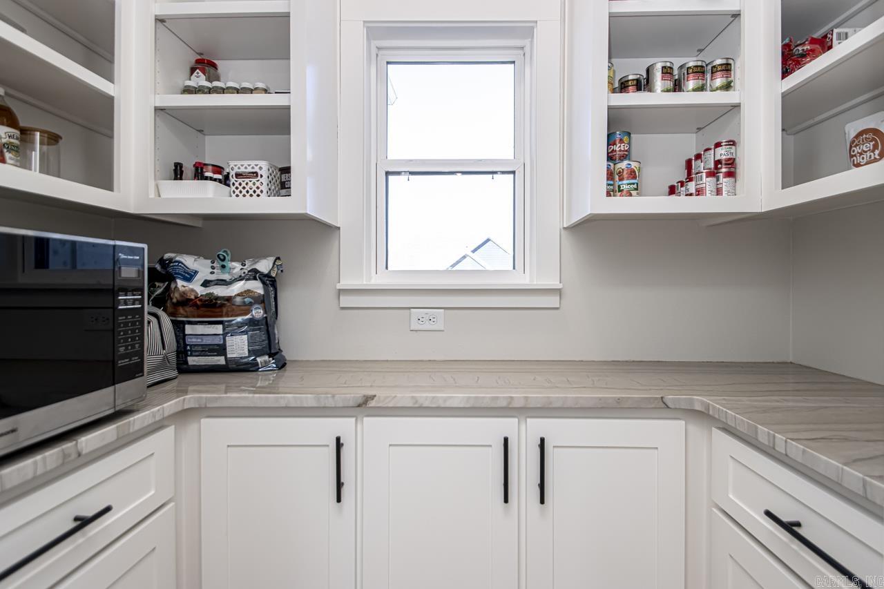 OLDE SALEM TOWNSHIP - Residential