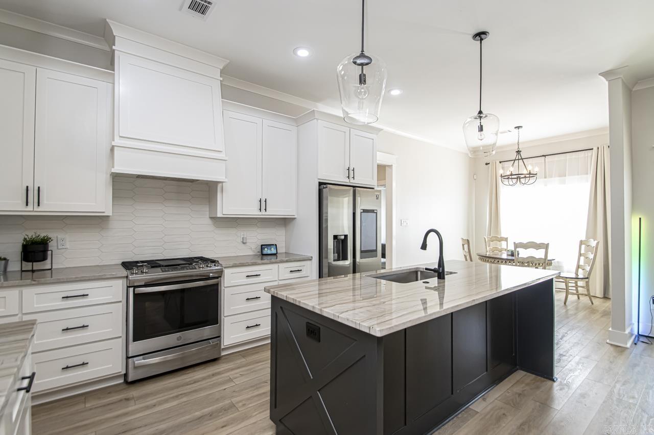 OLDE SALEM TOWNSHIP - Residential