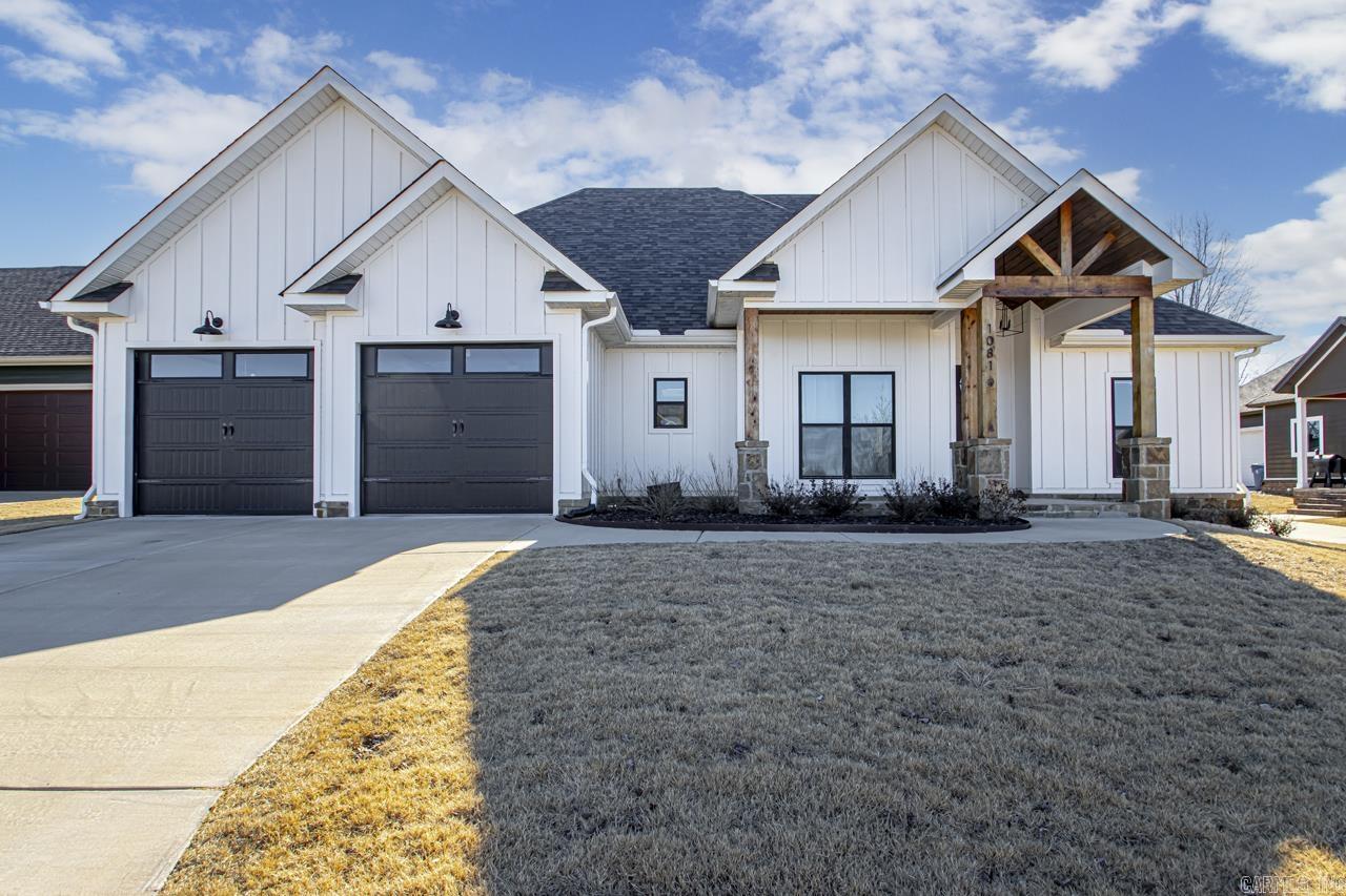 OLDE SALEM TOWNSHIP - Residential