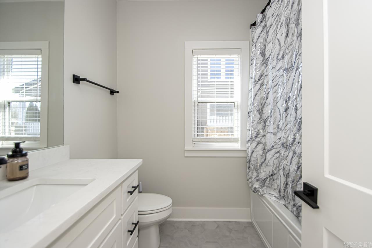 OLDE SALEM TOWNSHIP - Residential