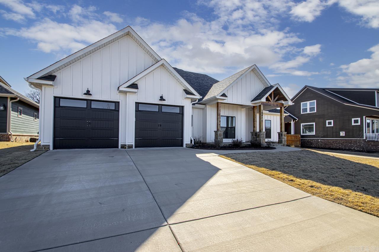 OLDE SALEM TOWNSHIP - Residential