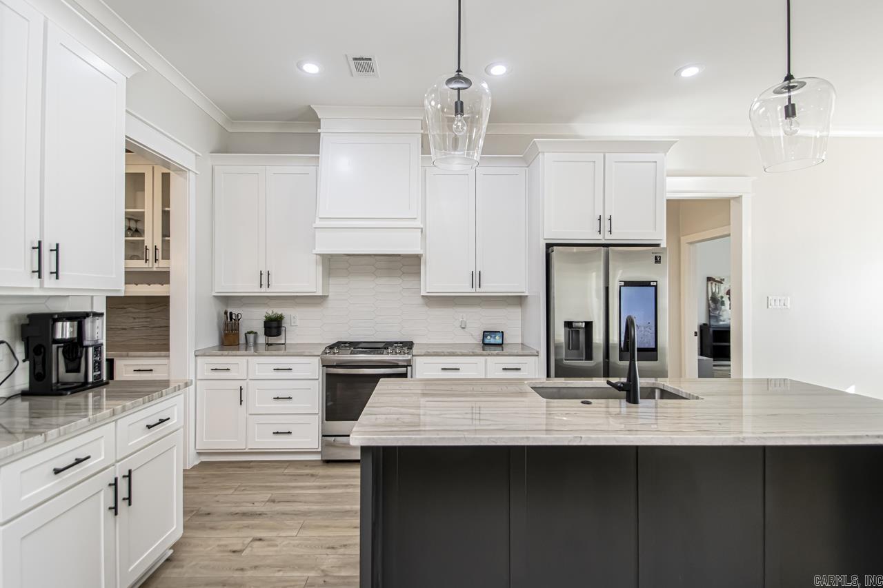 OLDE SALEM TOWNSHIP - Residential