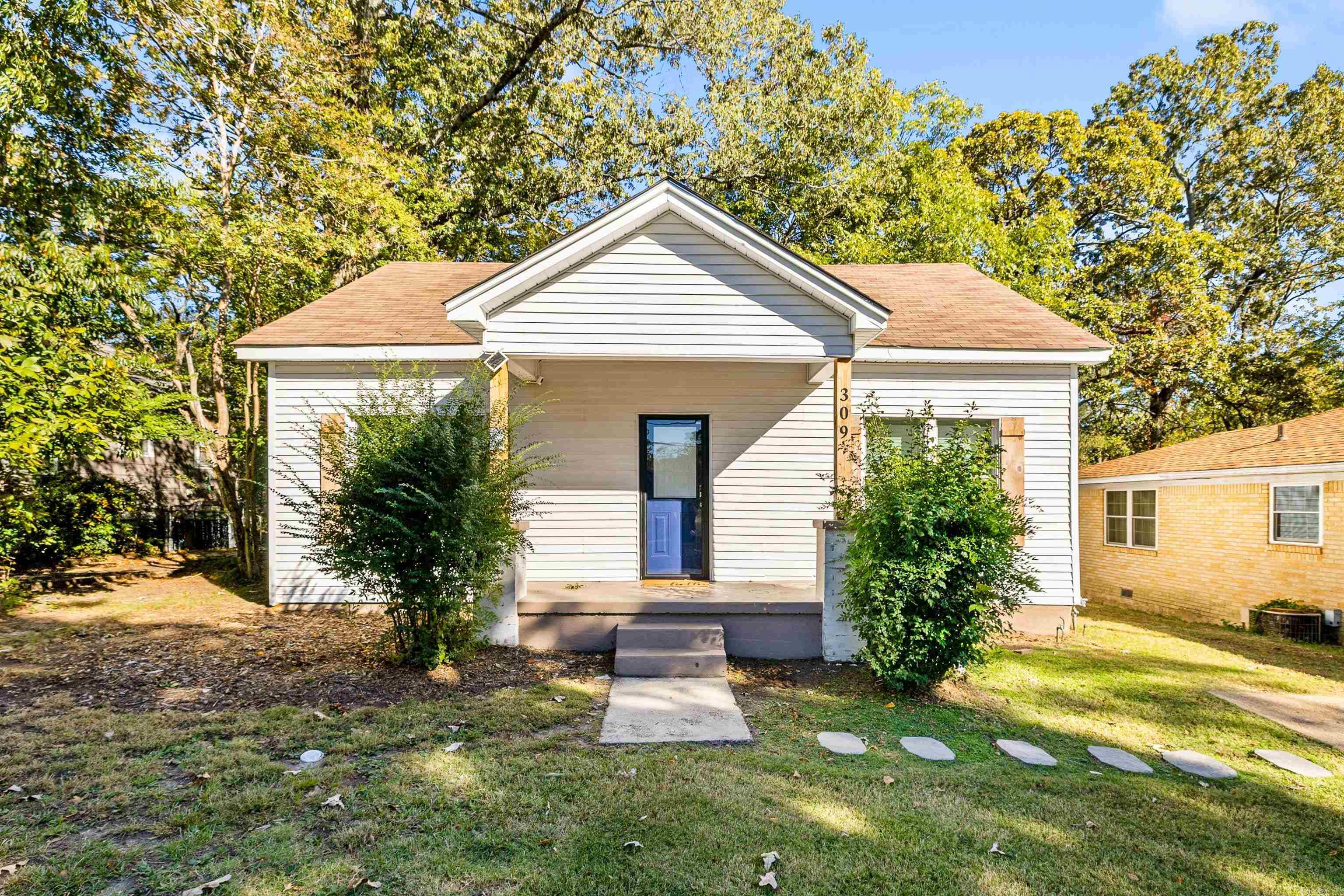 Check out this adorable renovated 2 bed, 2 bath home in the heart of Hot Springs. This beautifully updated property features stylish decorative touches throughout, from charming wood accents, a modern kitchen, and refreshed bathrooms, blending rustic charm with contemporary touches. Creating a welcoming and modern atmosphere. Currently operated as an Airbnb, with a transferable STR permit, offering excellent investment potential. Relax in the private hot tub on the back deck or unwind by the cozy fireplace. New water heater, appliances and HVAC installed 2022! Perfectly located! Only 5 min drive to Oaklawn and 12 min drive to Lake Hamilton! Donāt miss this turnkey opportunity to own a fantastic place to call home or lucrative vacation property!