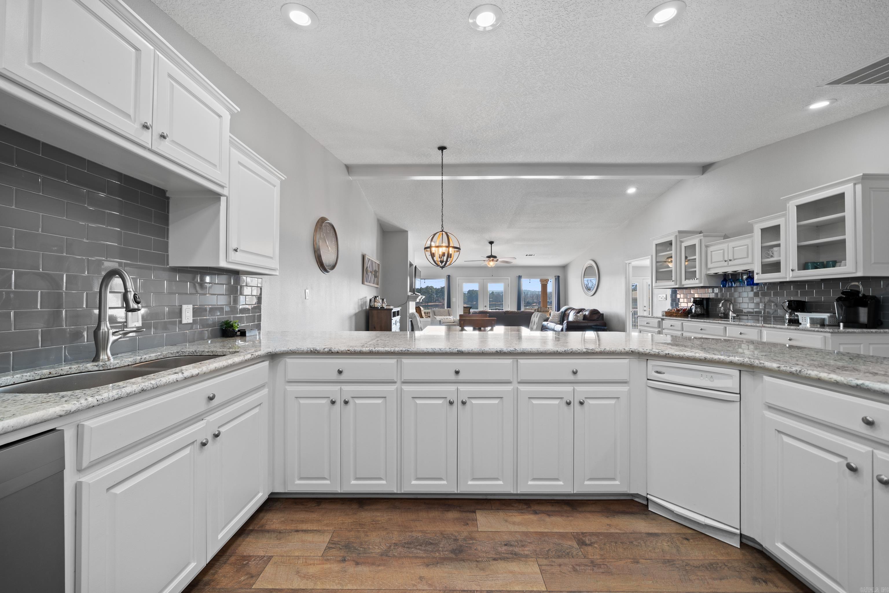 CENTRAL TERRACE CONDOMINIUMS HPR - Residential