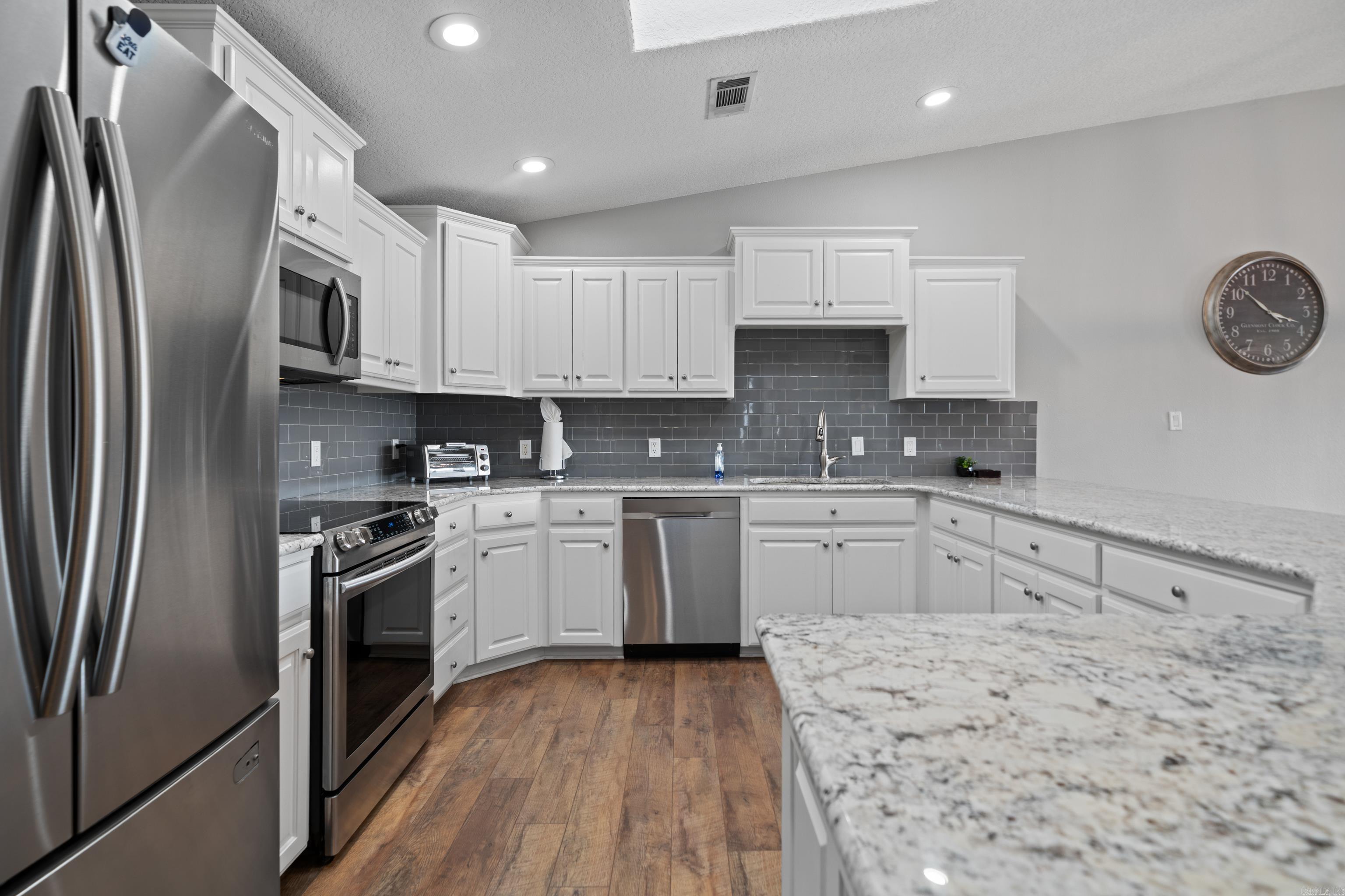 CENTRAL TERRACE CONDOMINIUMS HPR - Residential