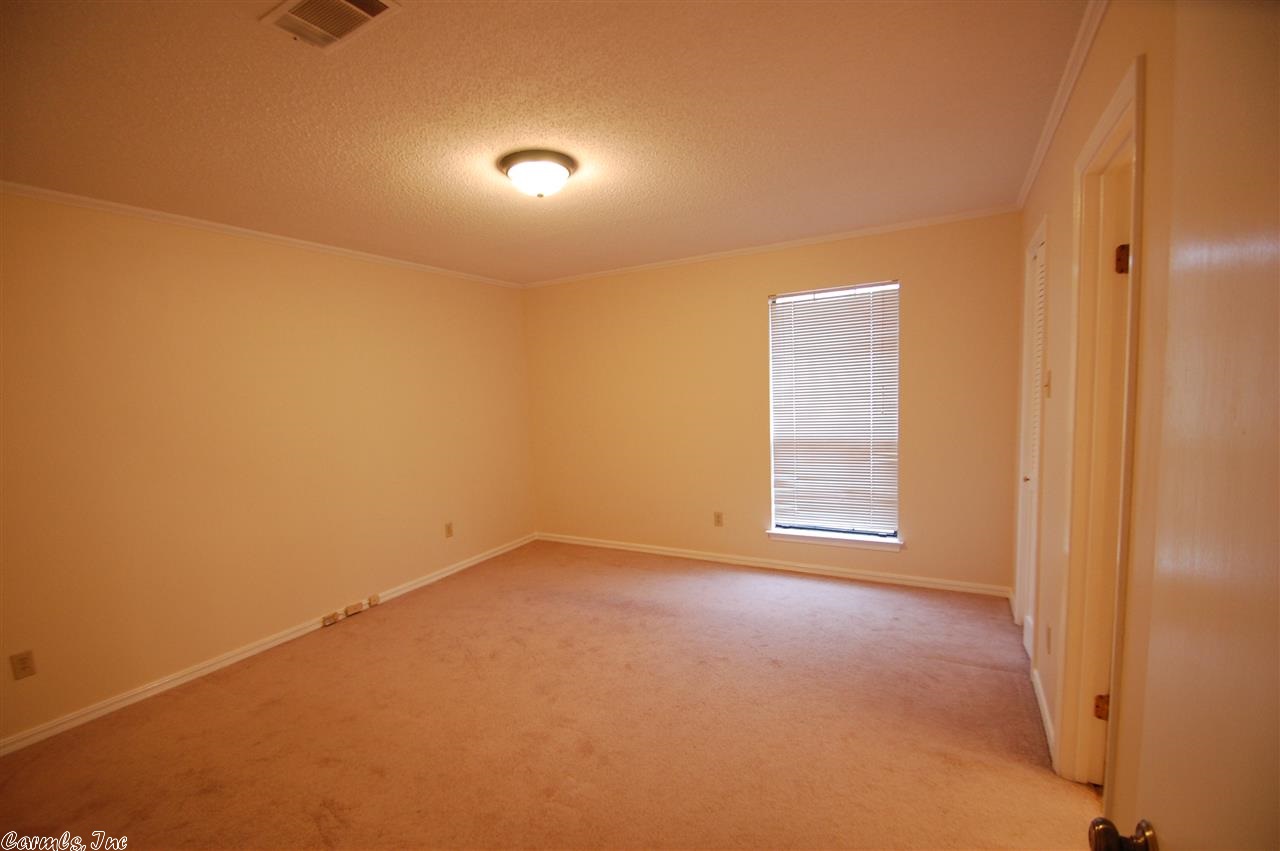 ROLLING OAKS - Residential