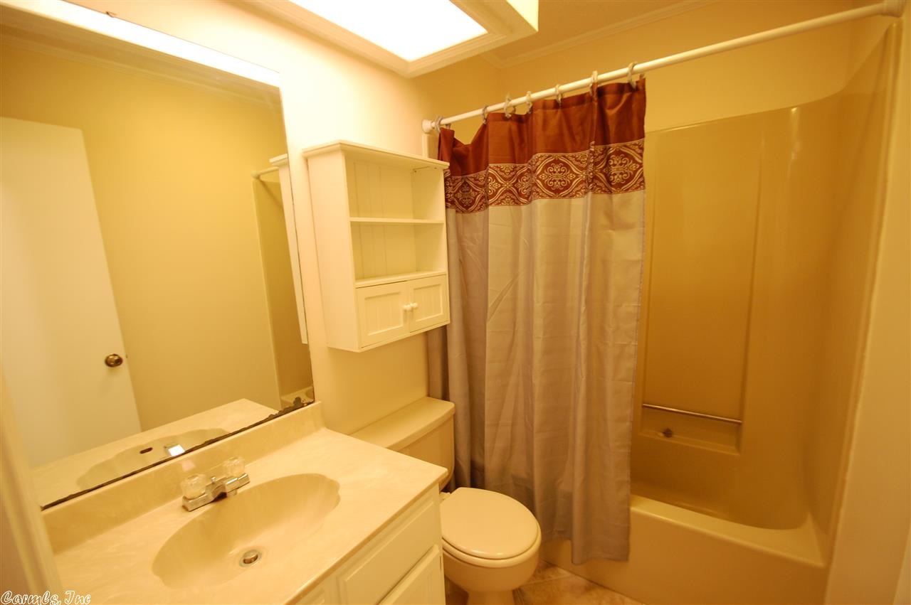 ROLLING OAKS - Residential