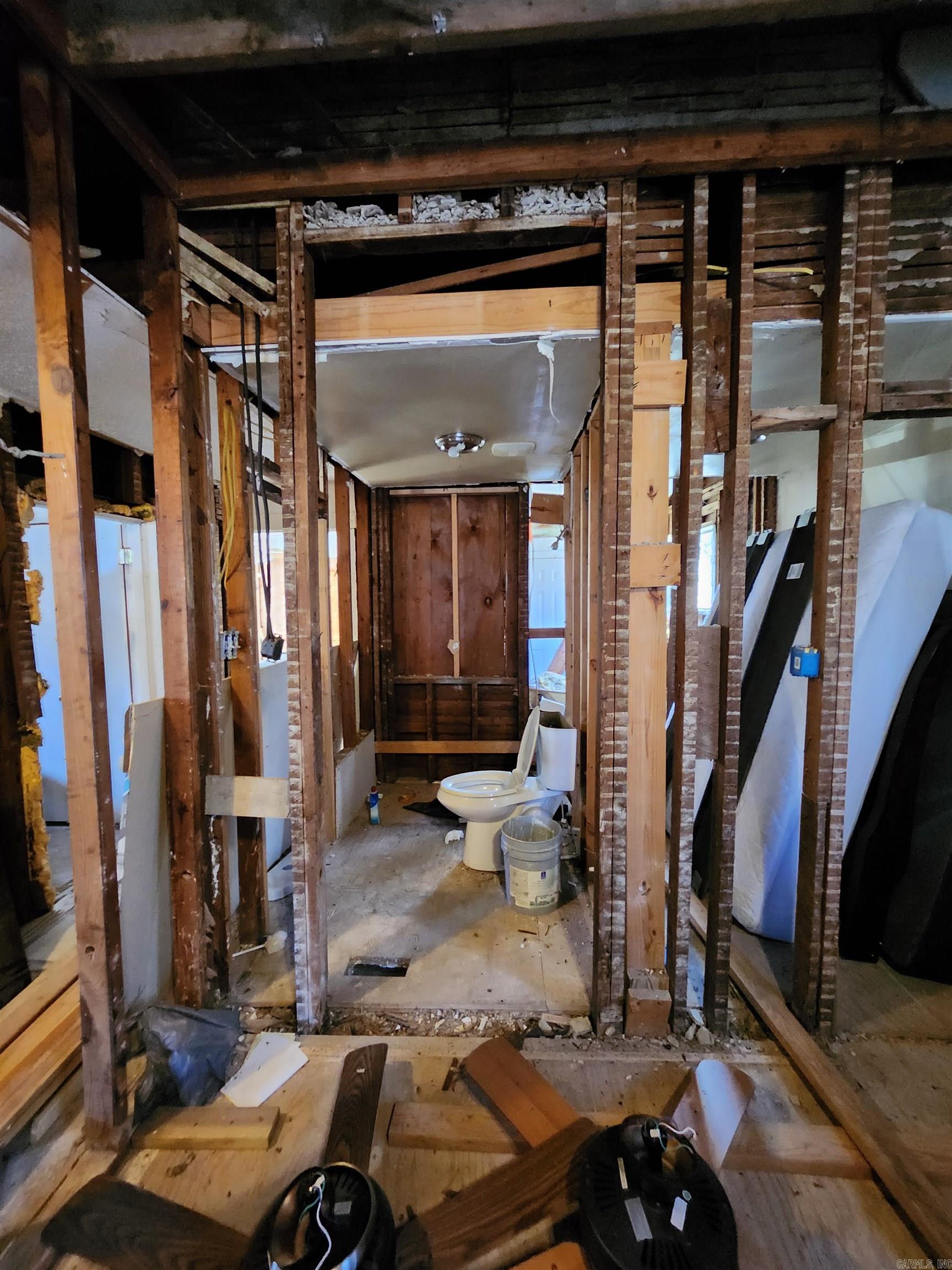 LIBERTY HILL - Residential