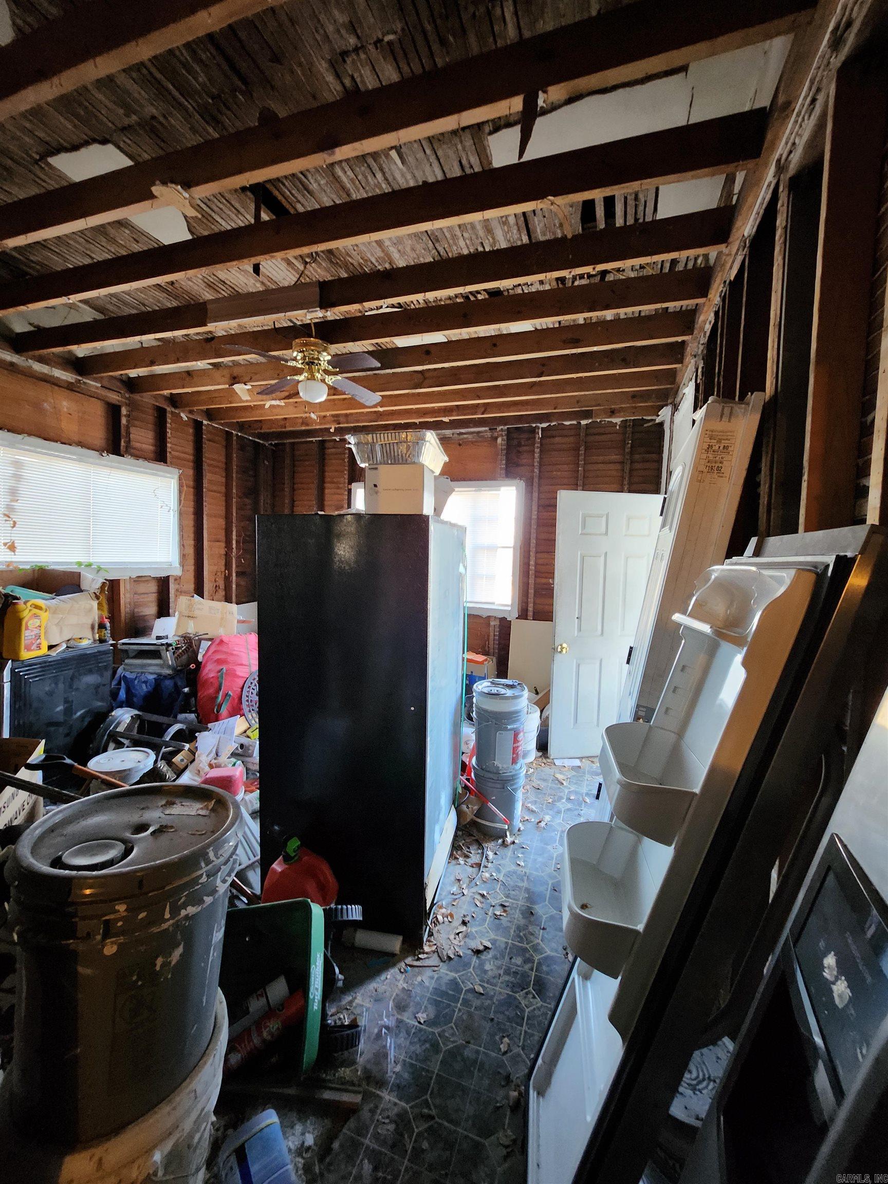 LIBERTY HILL - Residential