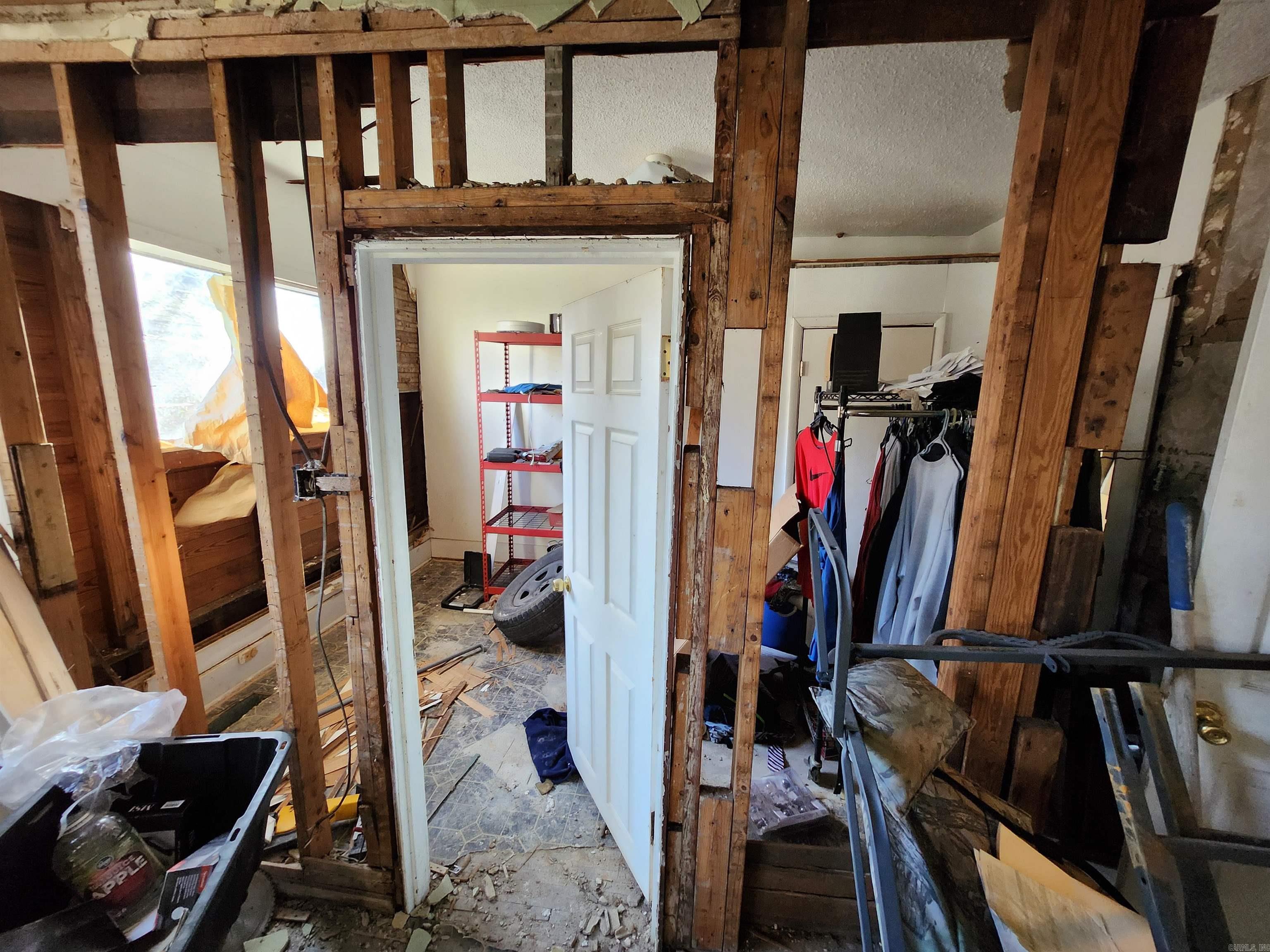 LIBERTY HILL - Residential