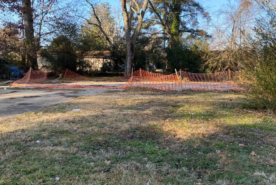 Subdivision lot. Slab present from previous structure. HUD Case# 031-339994. HUD Homes are sold As-Is with no representations, warranties or disclosures. Ask your agent for details and submit offers on www.HUDHomeStore.gov. UI - Un-Insured. SEE AGENT REMARKS for additional information and check HUDHomeStore.com for property availability. Managed by www.olympusams-at.com.