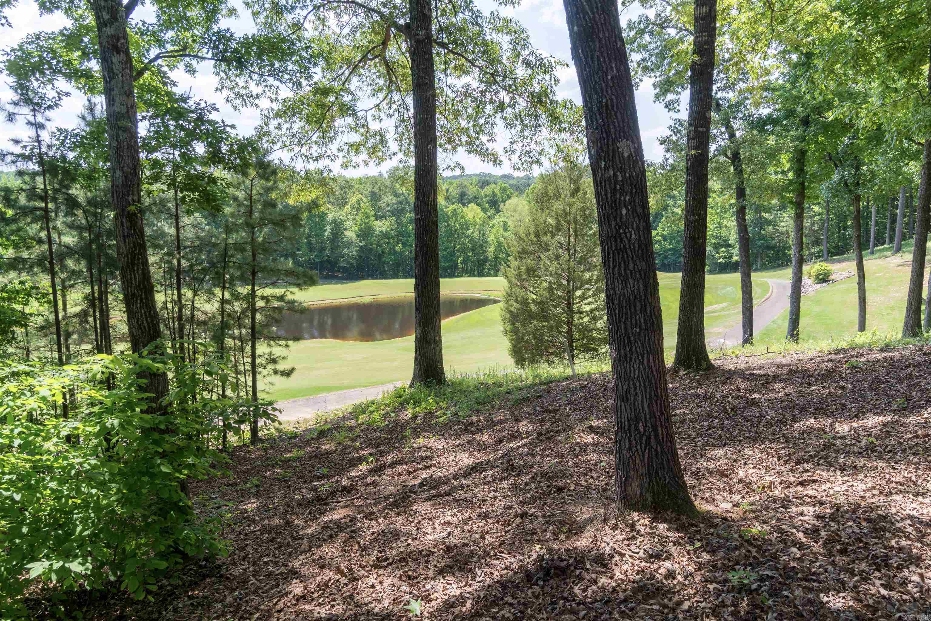 MAGELLAN COURTS - Residential