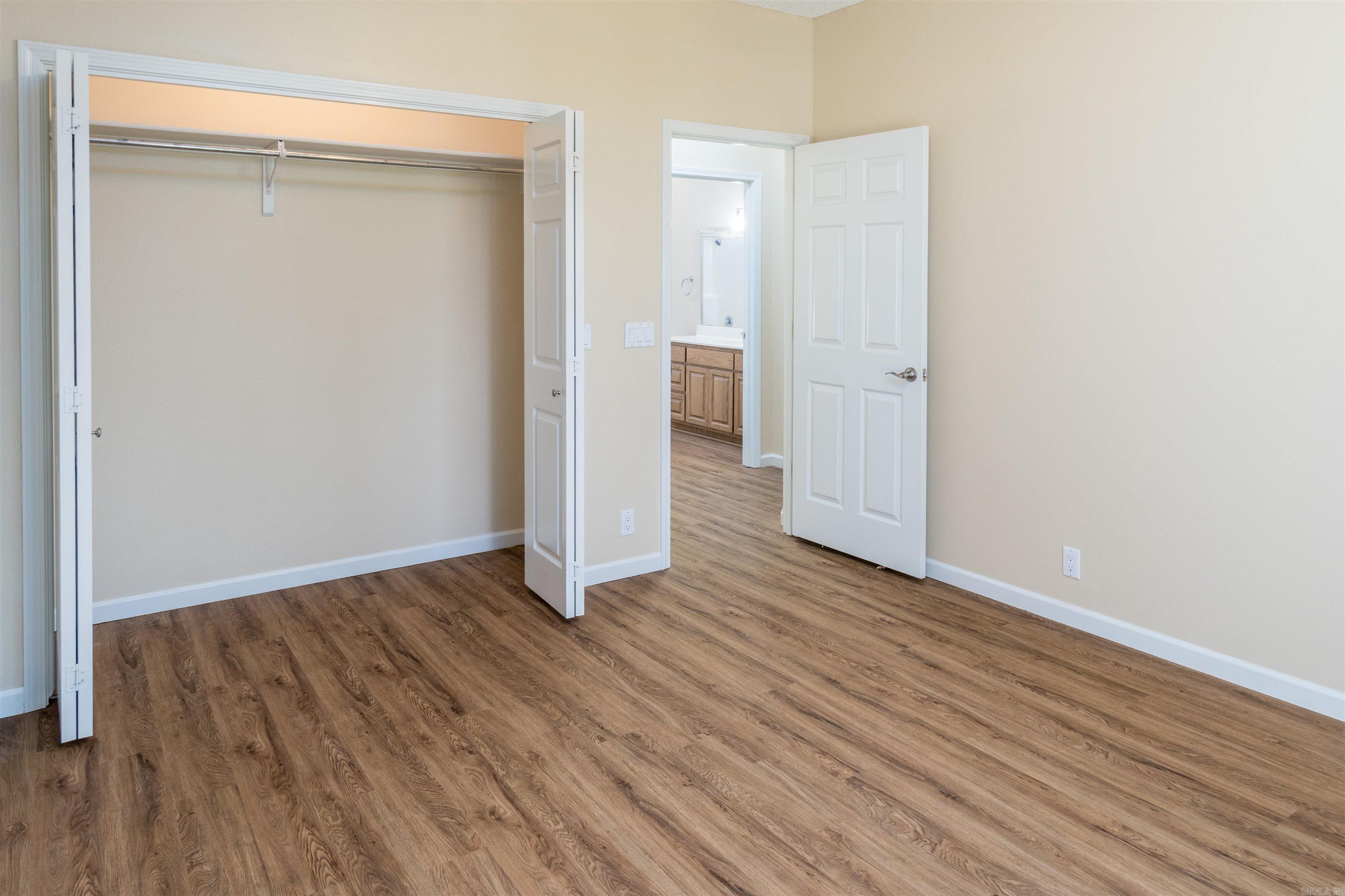 MAGELLAN COURTS - Residential