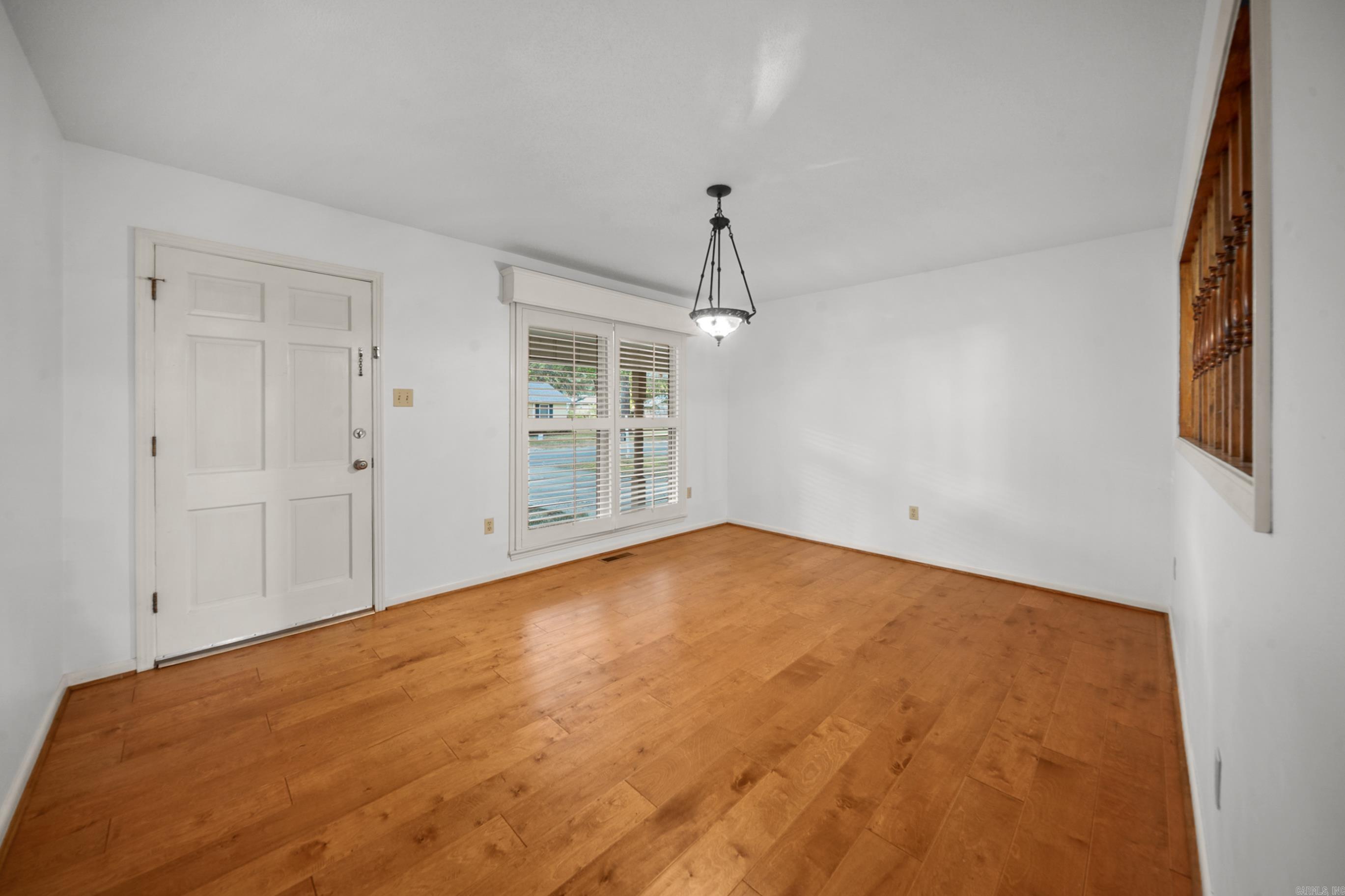 Sunny Hil - Residential