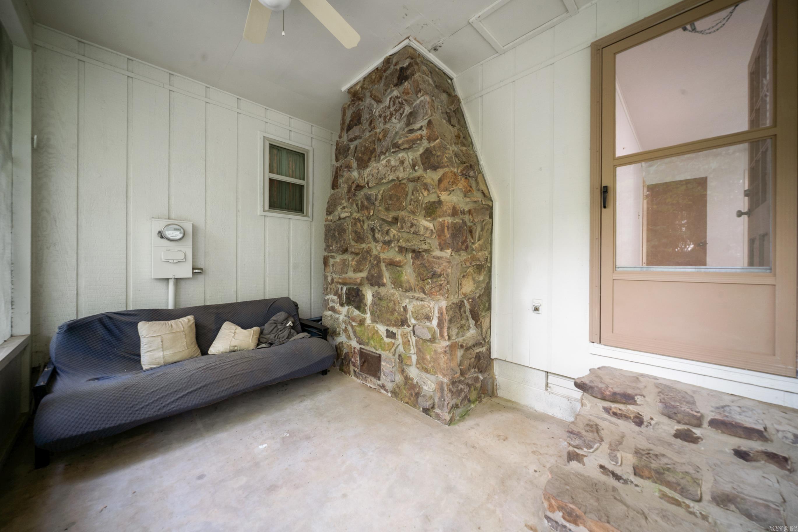 Sunny Hil - Residential