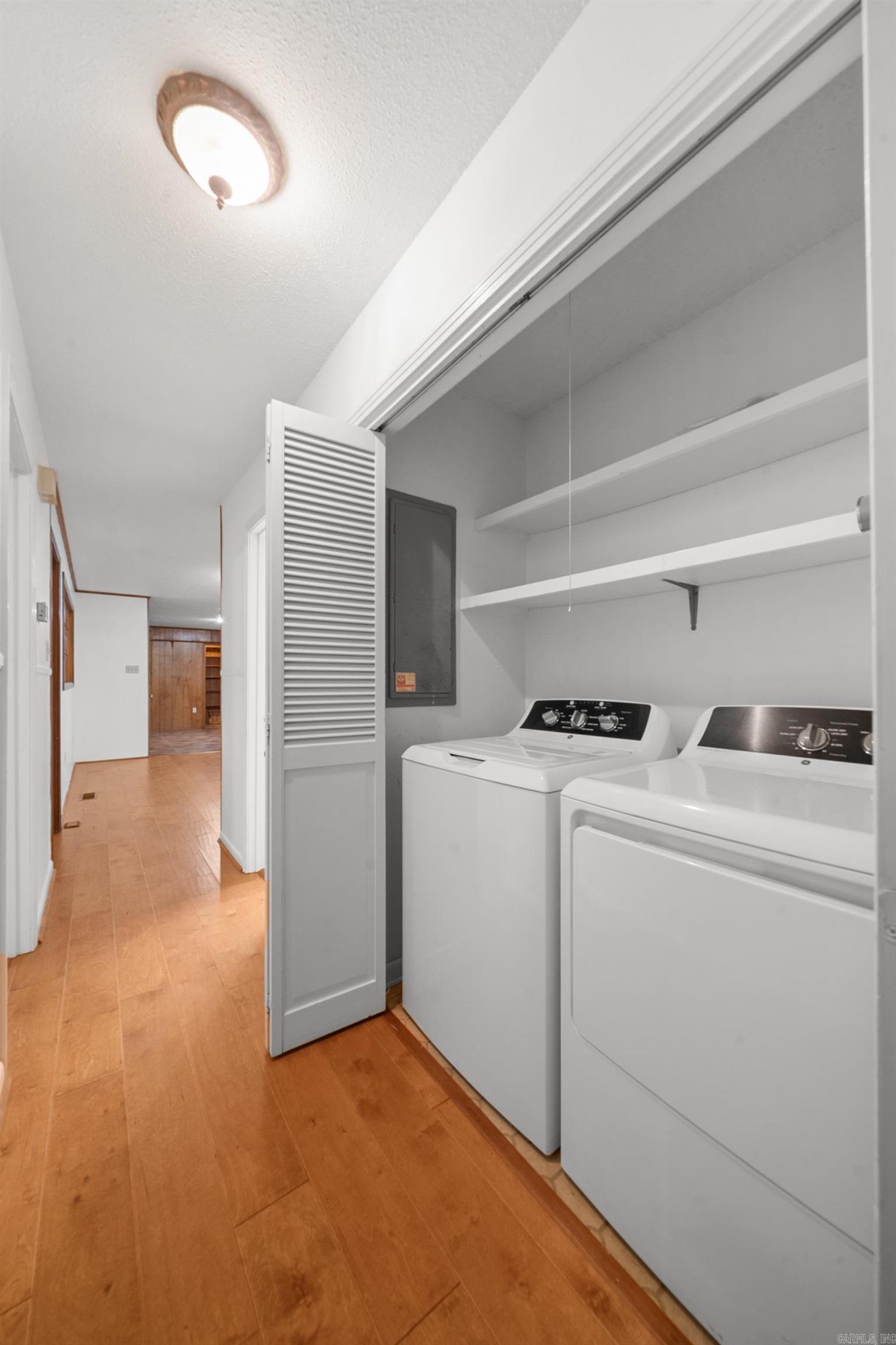 Sunny Hil - Residential